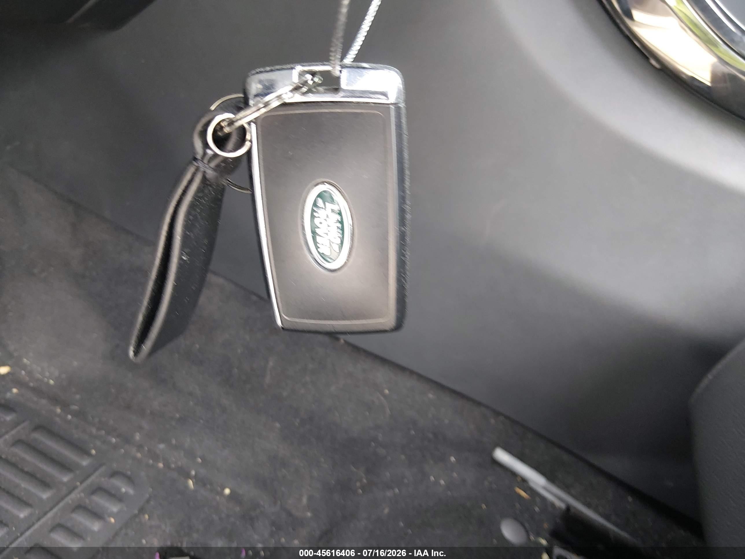 2024 Land Rover Range Rover Evoque Dynamic Se White vin: SALZL2FX8RH243318