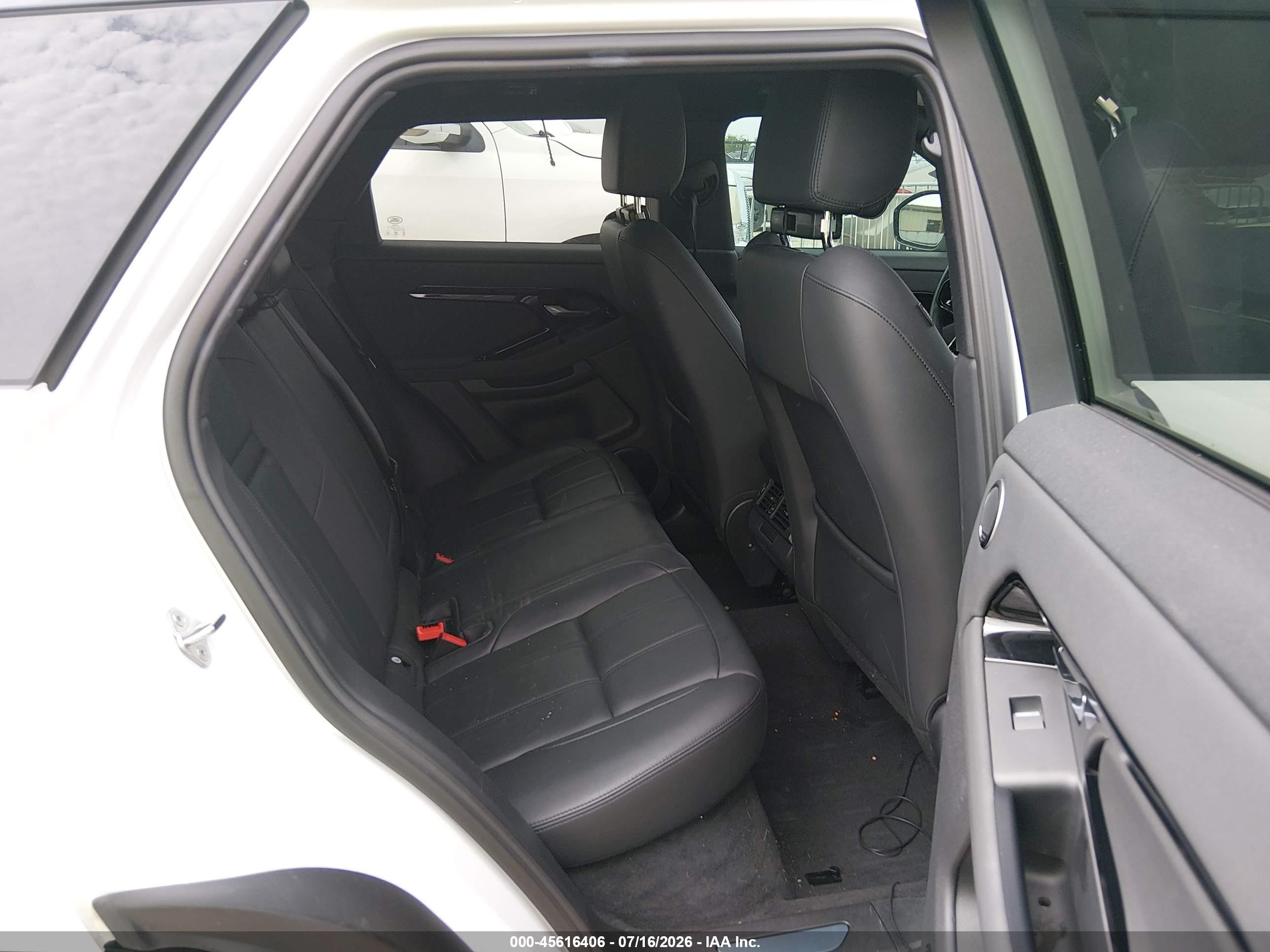 2024 Land Rover Range Rover Evoque Dynamic Se White vin: SALZL2FX8RH243318