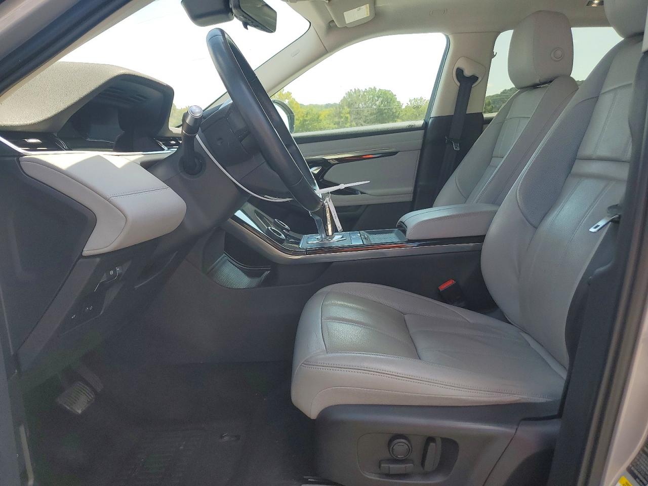 2020 Land Rover Range Rover Evoque Se Silver vin: SALZP2FX5LH054329
