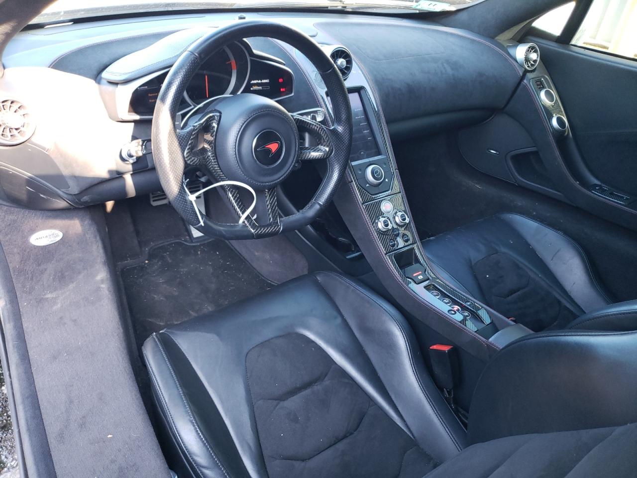 2012 Mclaren Automotive Mp4-12c  Black vin: SBM11AAAXCW000353