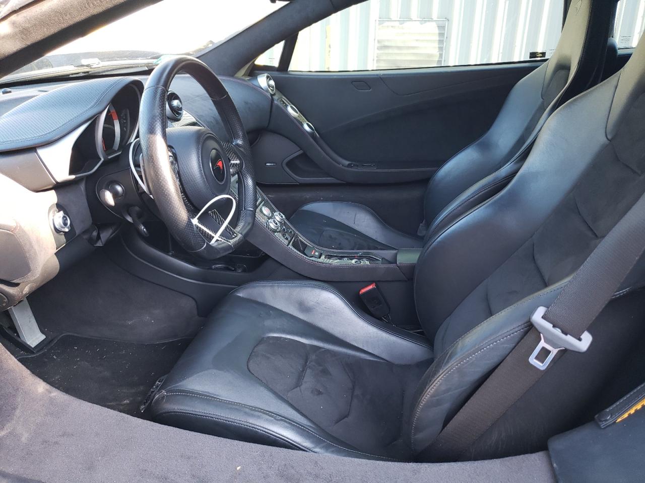 2012 Mclaren Automotive Mp4-12c  Black vin: SBM11AAAXCW000353