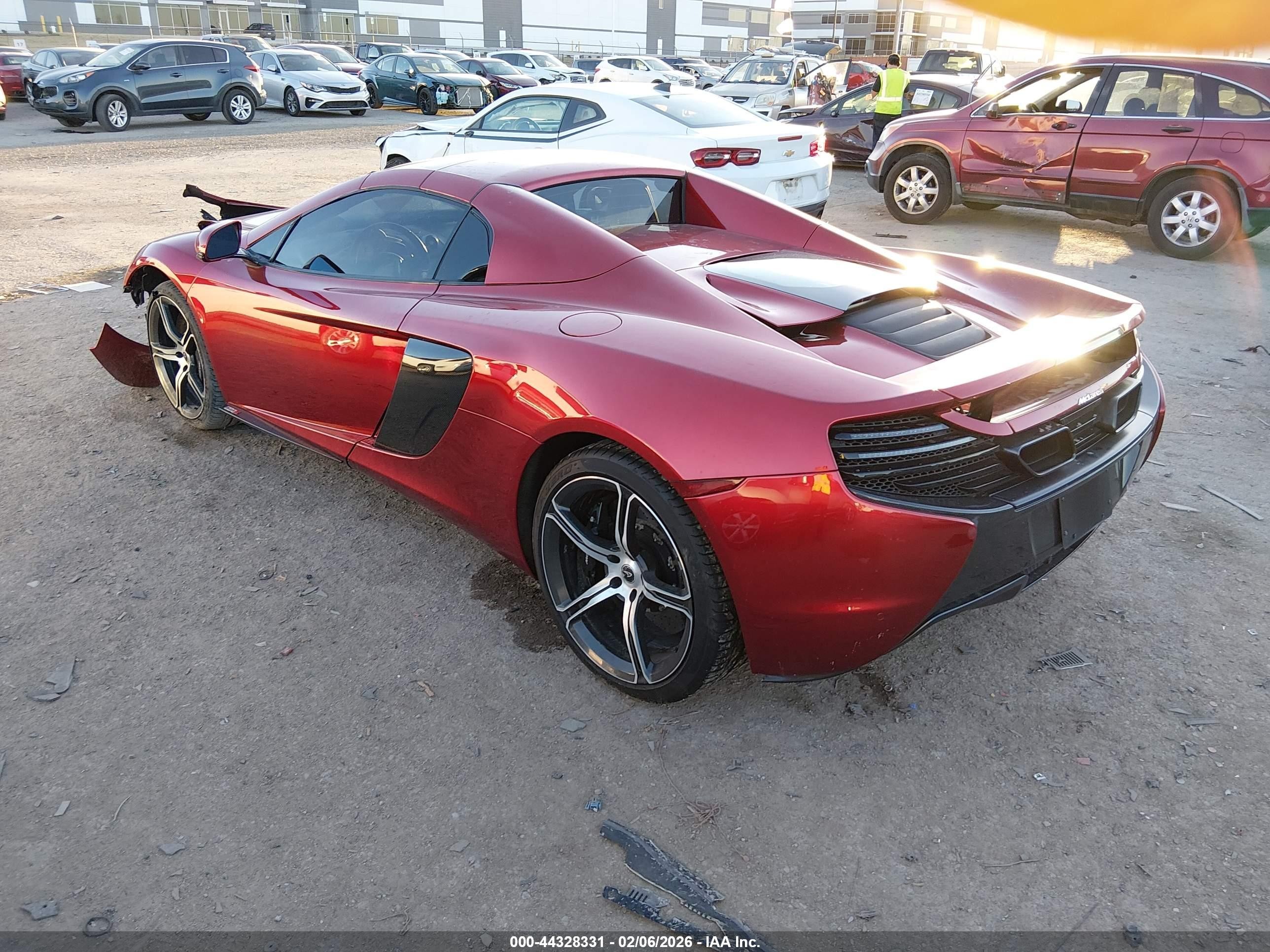 2015 Mclaren 650s   Red vin: SBM11FAA2FW004592