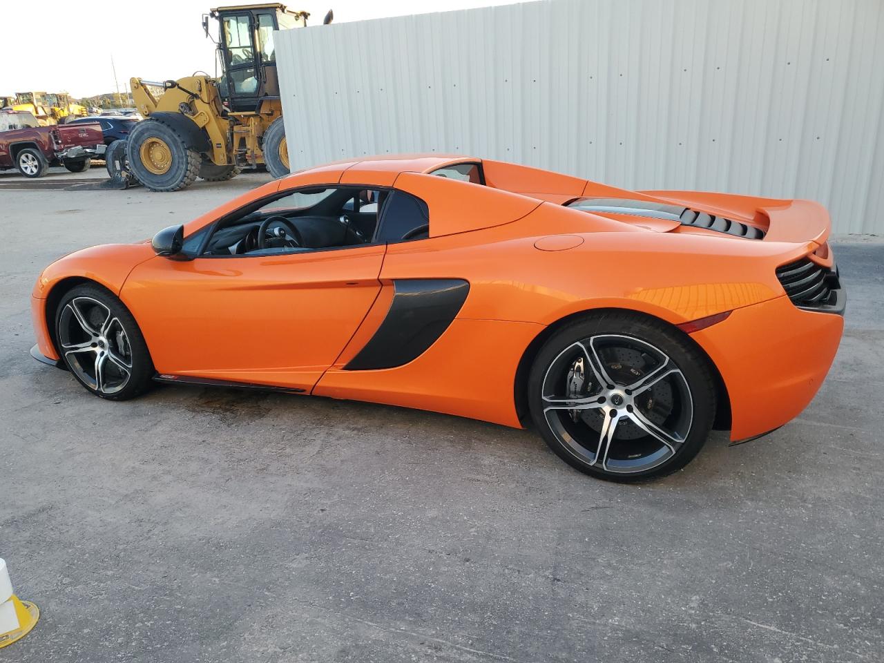 2016 Mclaren Automotive 650s Spider Orange vin: SBM11FAA8GW005859