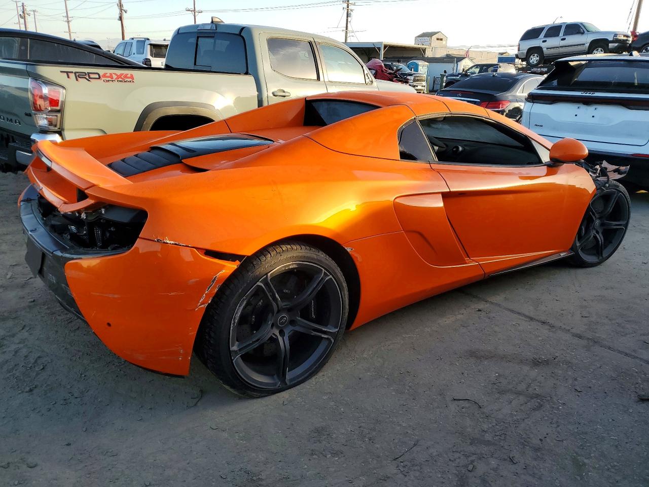 2015 Mclaren Automotive 650s Spider Orange vin: SBM11FAA9FW004945