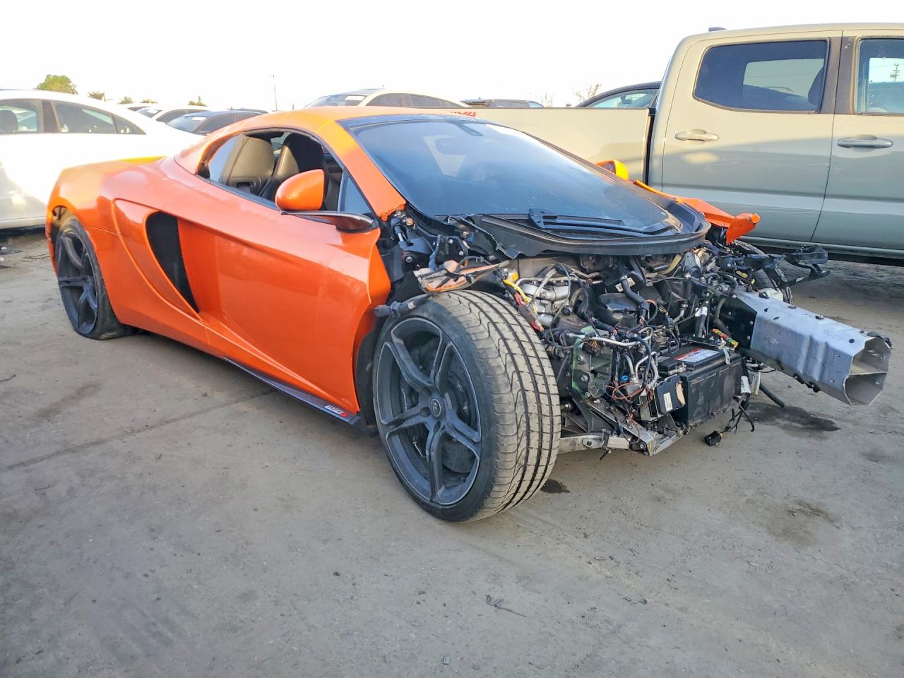 2015 Mclaren Automotive 650s Spider Orange vin: SBM11FAA9FW004945