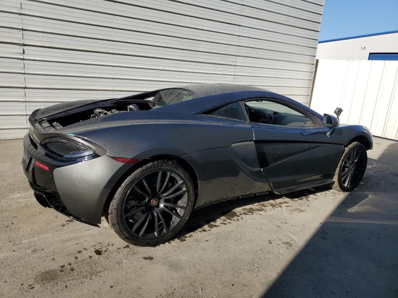 2017 Mclaren Automotive 570s  Gray vin: SBM13DAA0HW002700