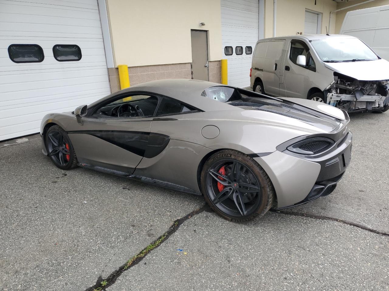 2017 Mclaren Automotive 570s  Gray vin: SBM13DAA7HW003763