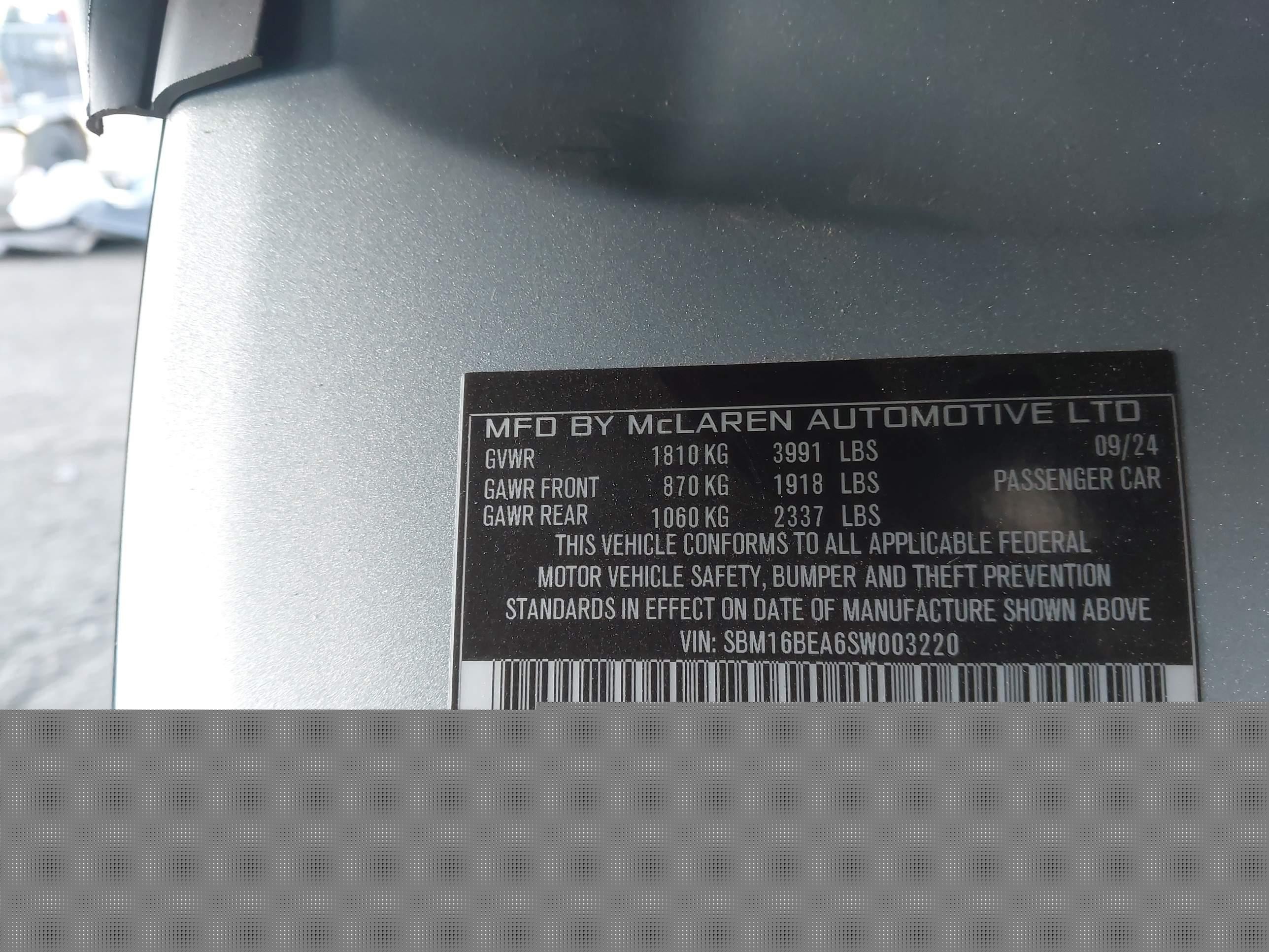 2025 Mclaren Artura Performance/techlux/vision Silver vin: SBM16BEA6SW003220