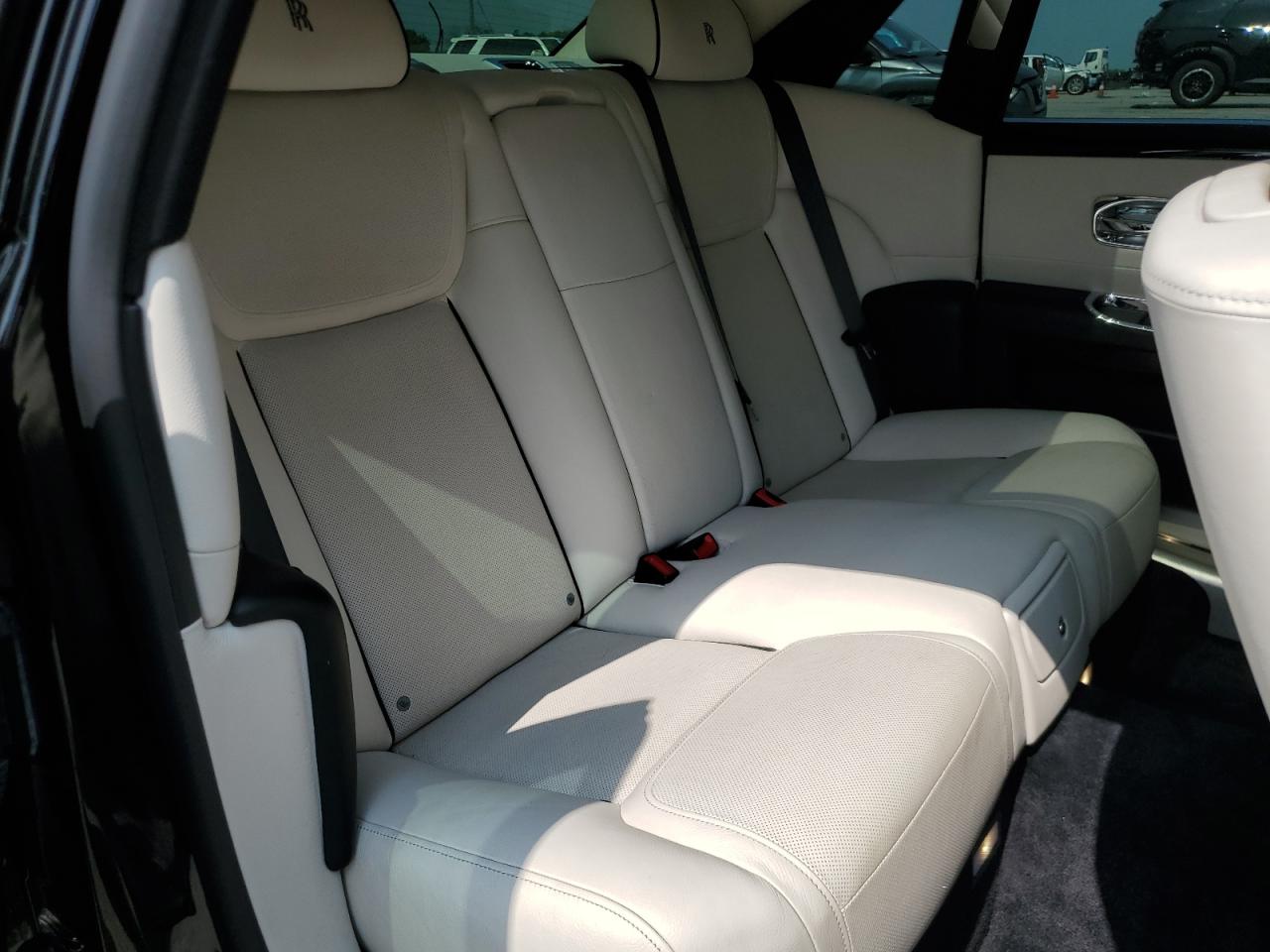 2015 Rolls-royce Ghost Black vin: SCA664S50FUX53416