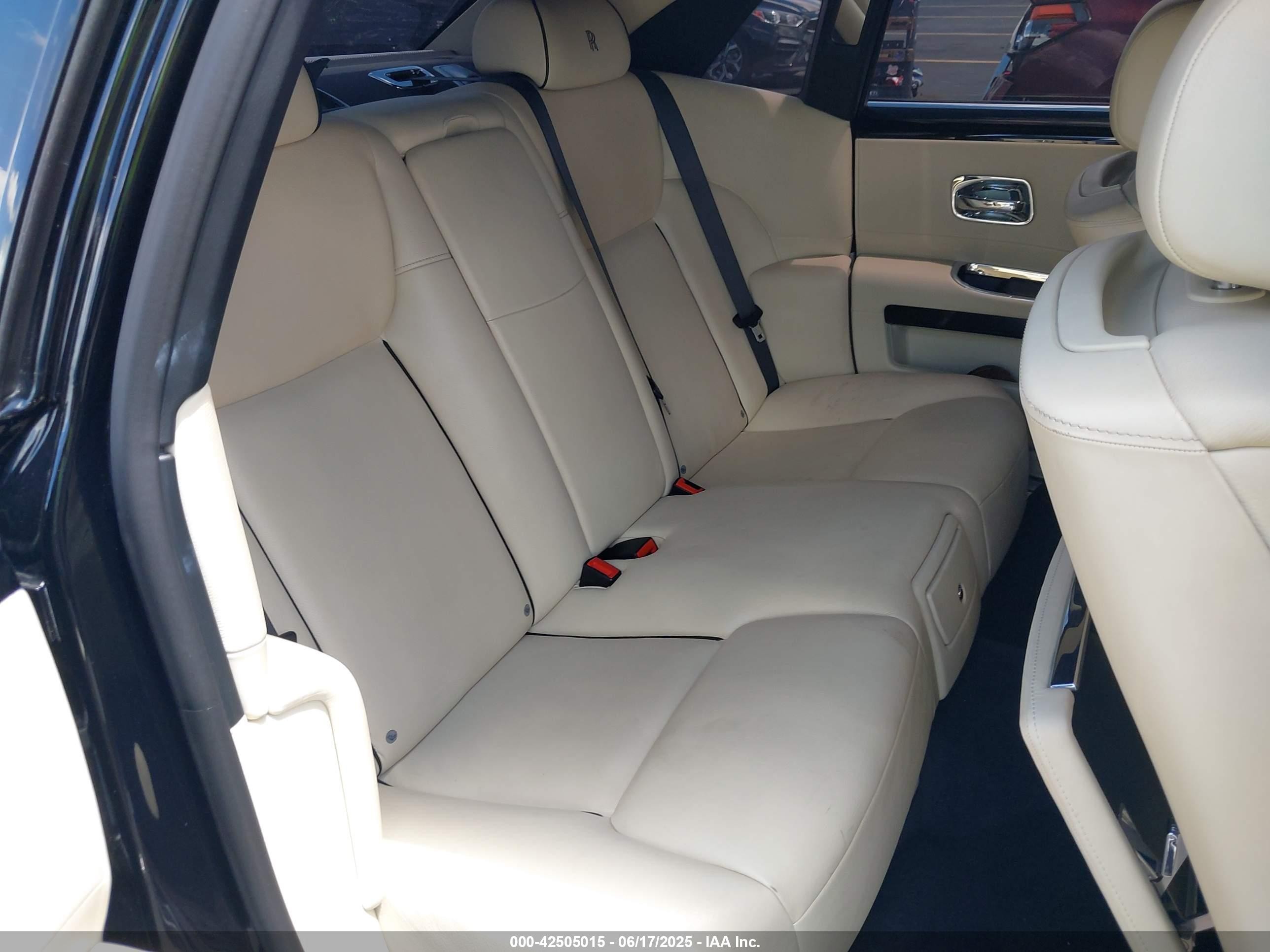 2015 Rolls-royce Ghost   Black vin: SCA664S57FUX53235