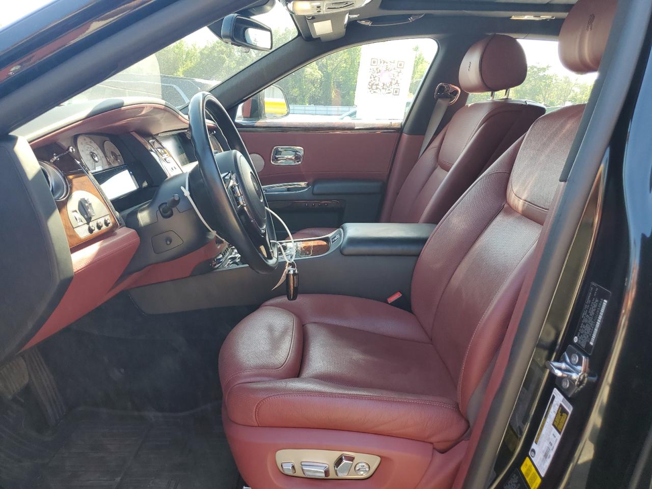 2016 Rolls-royce Ghost    Черный vin: SCA664S57GUX53866