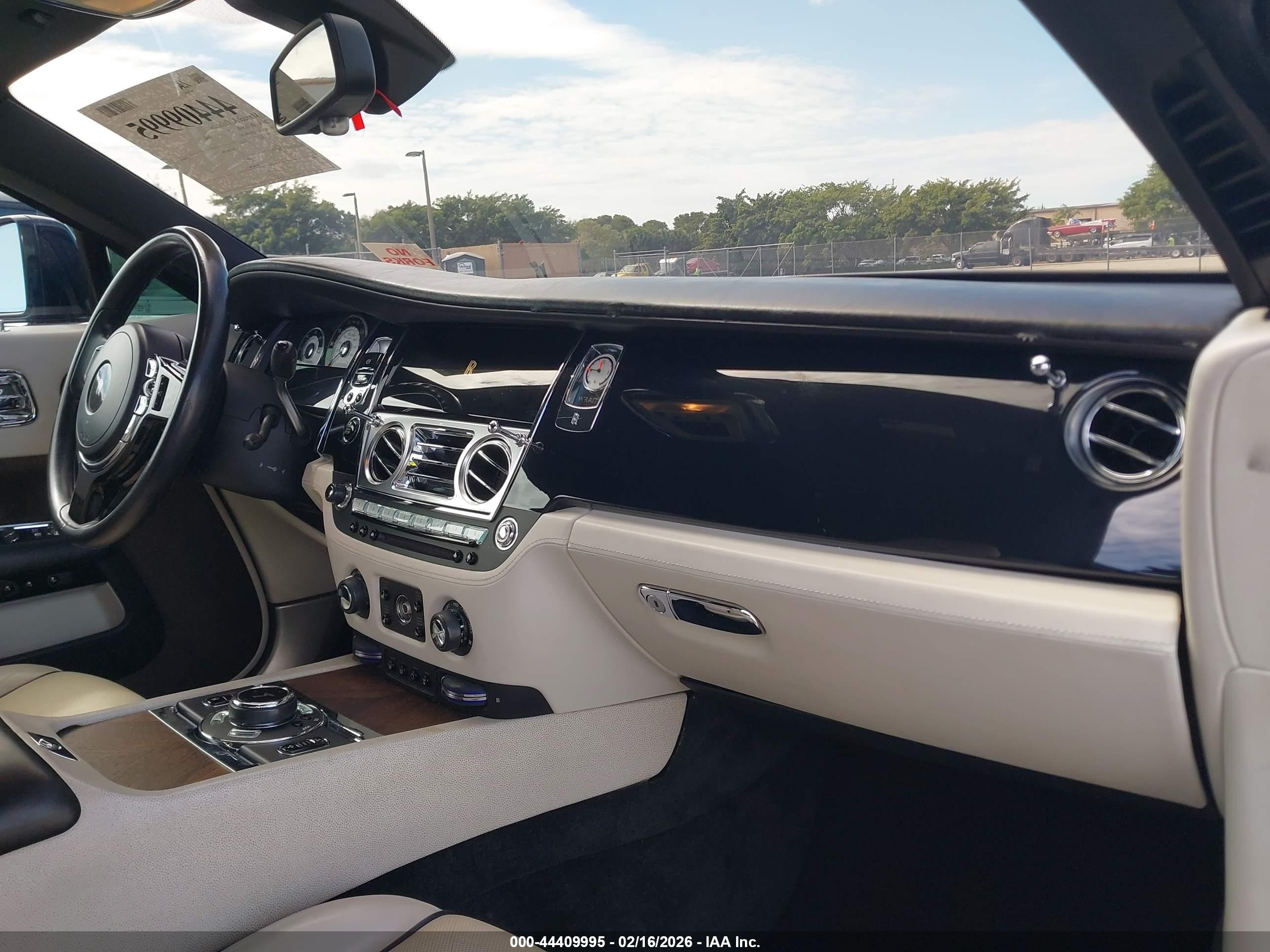 2014 Rolls-royce Wraith Black vin: SCA665C52EUX84590