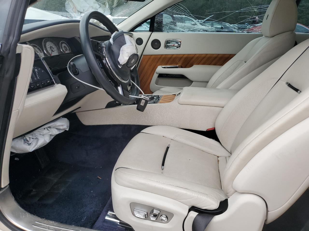 2014 Rolls-royce Wraith Two Tone vin: SCA665C56EUX84611
