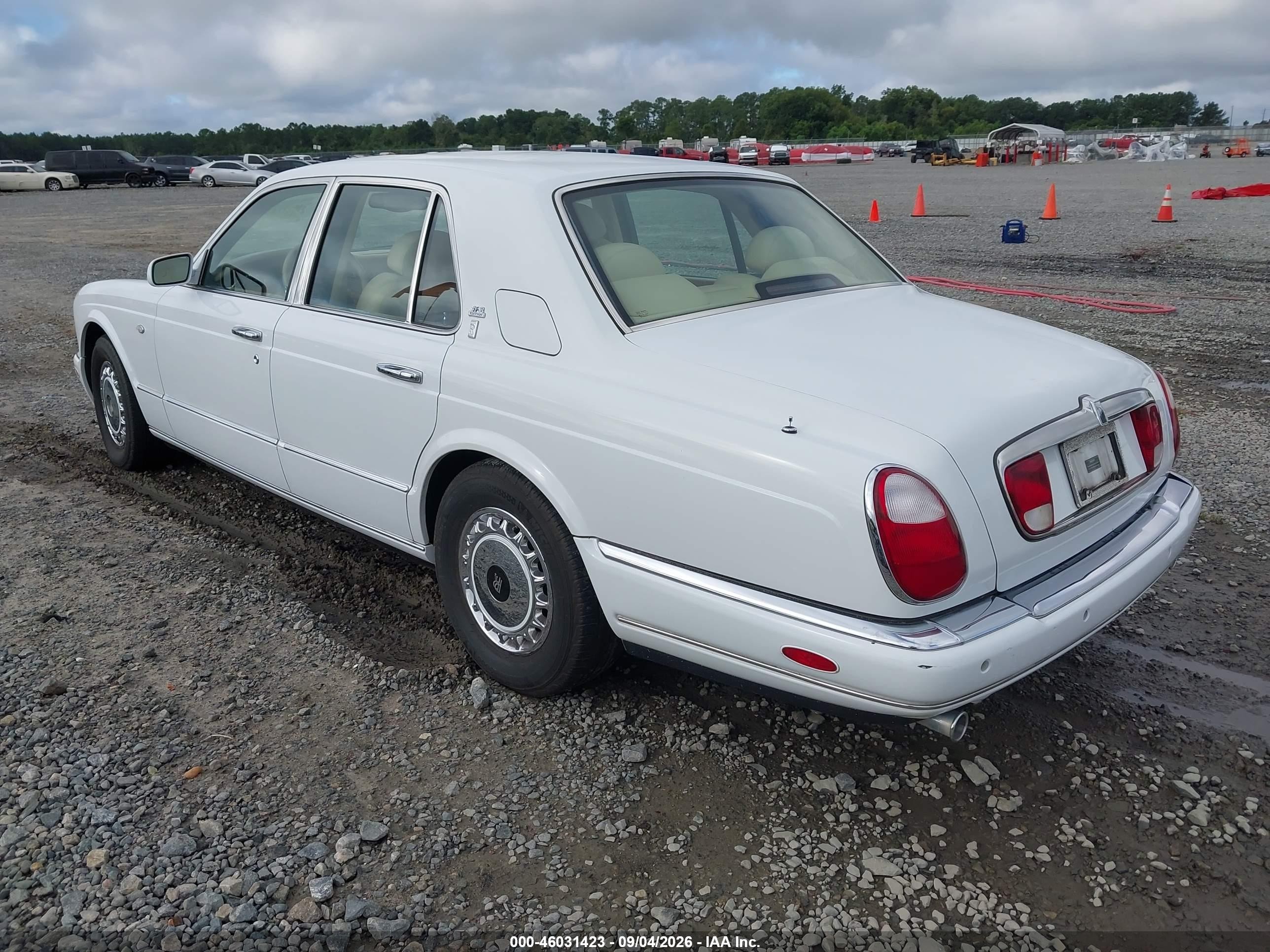 2000 Rolls-royce Silver Seraph   Белый vin: SCALA61E3YCX04105