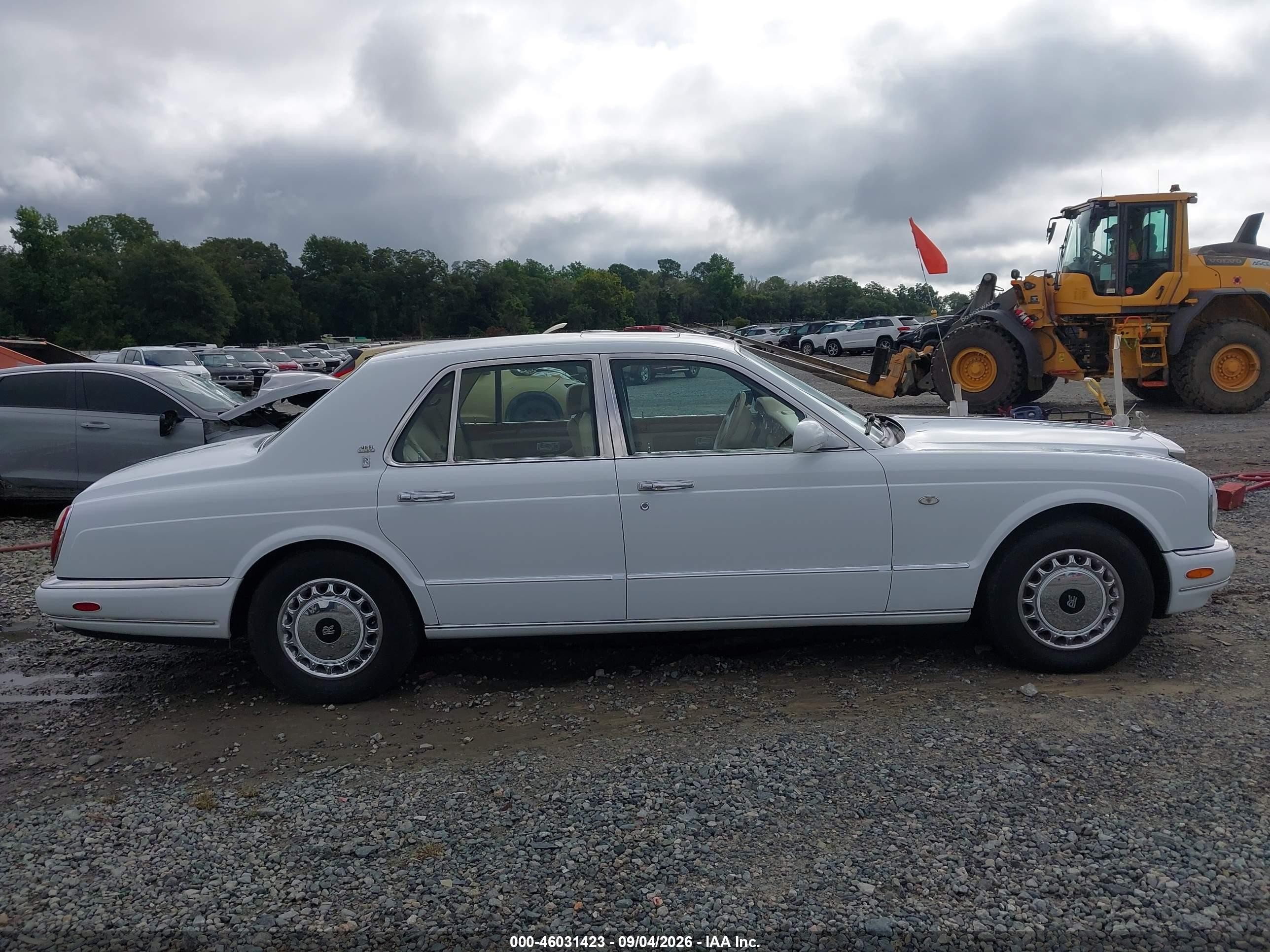 2000 Rolls-royce Silver Seraph   Белый vin: SCALA61E3YCX04105