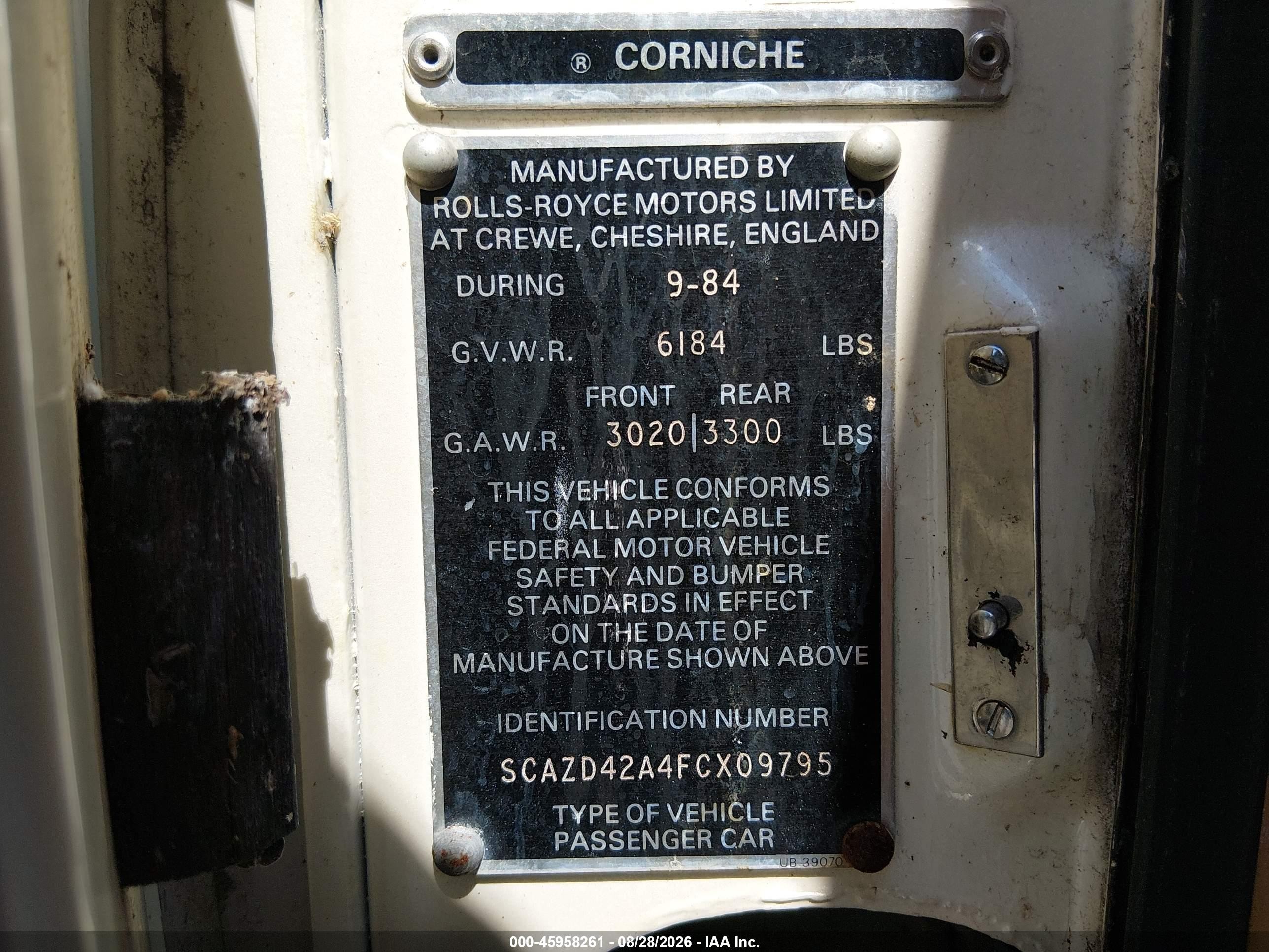 1985 Rolls-royce Corniche   White vin: SCAZD42A4FCX09795