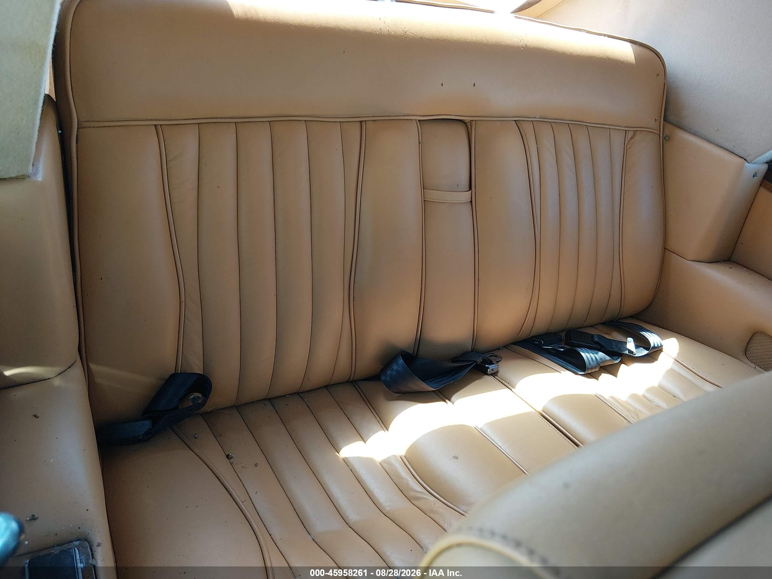1985 Rolls-royce Corniche   White vin: SCAZD42A4FCX09795