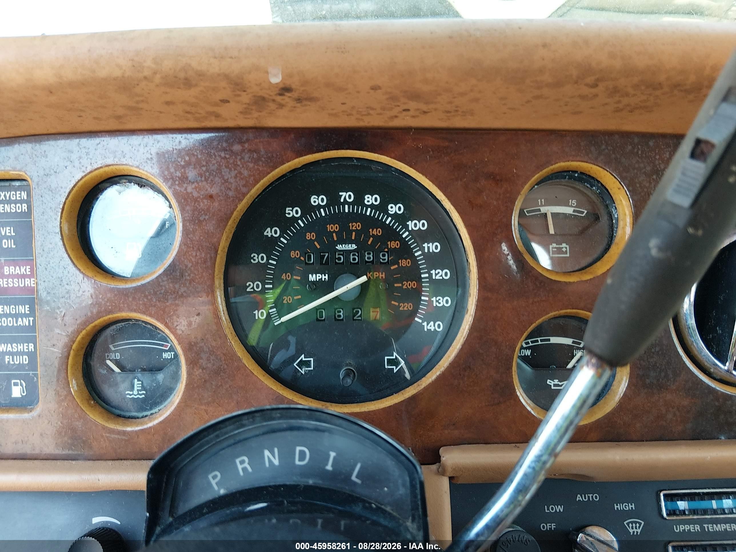1985 Rolls-royce Corniche   White vin: SCAZD42A4FCX09795