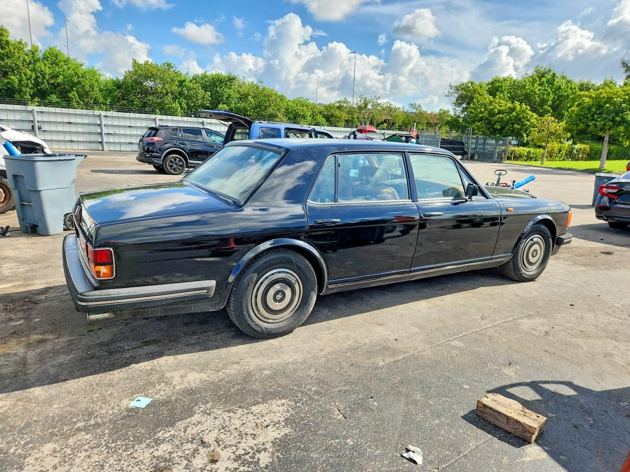 1989 Rolls-royce Silver Spur Black vin: SCAZN02A0KCX26674