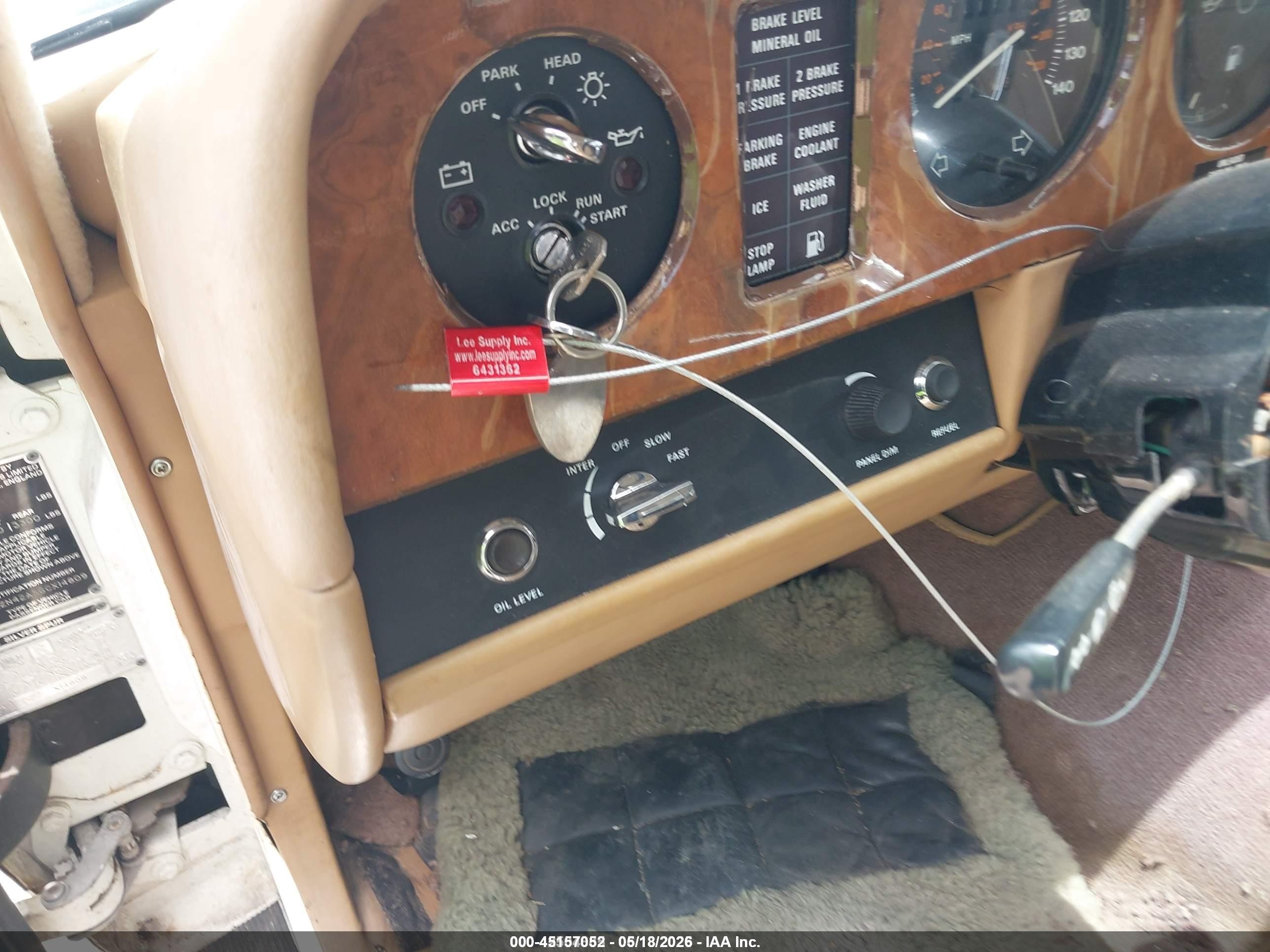 1986 Rolls-royce Silver Spur   Белый vin: SCAZN42A5GCX14809
