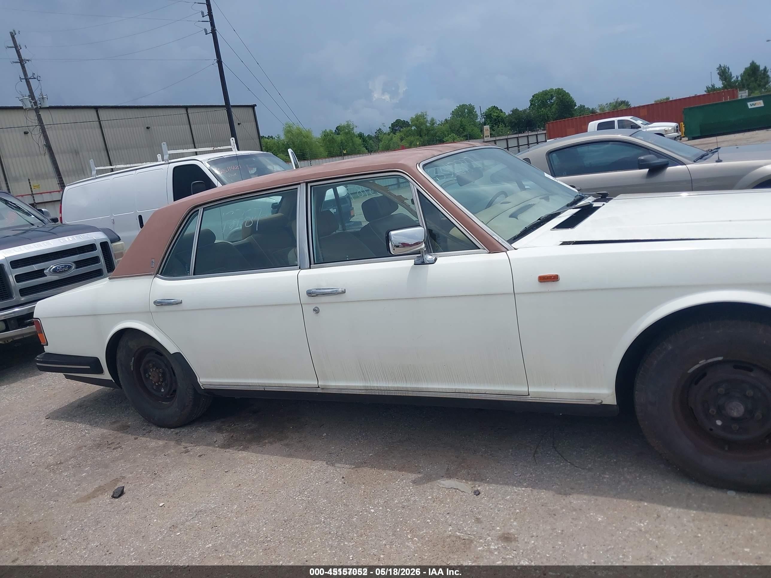 1986 Rolls-royce Silver Spur   Белый vin: SCAZN42A5GCX14809