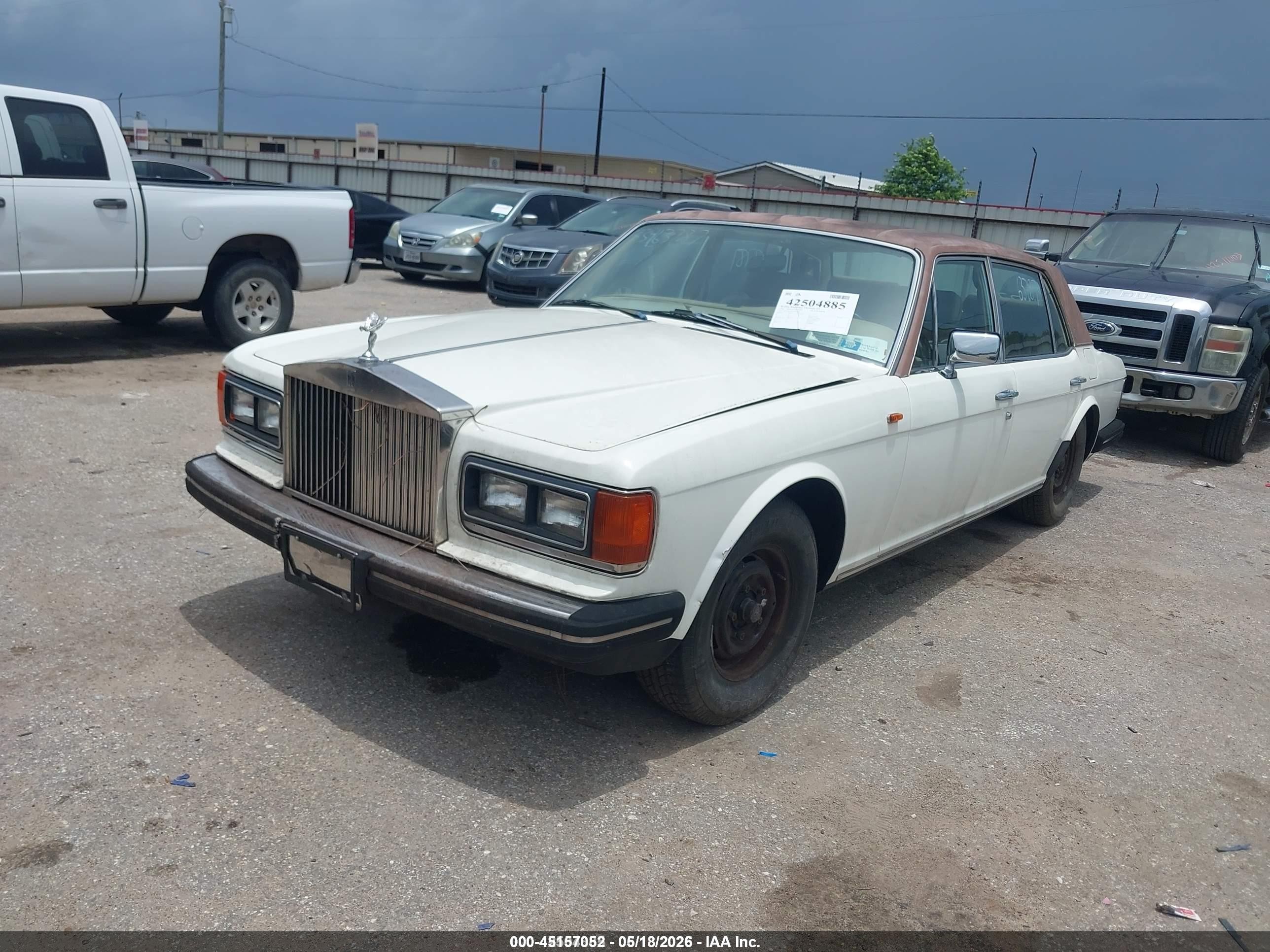 1986 Rolls-royce Silver Spur   Белый vin: SCAZN42A5GCX14809