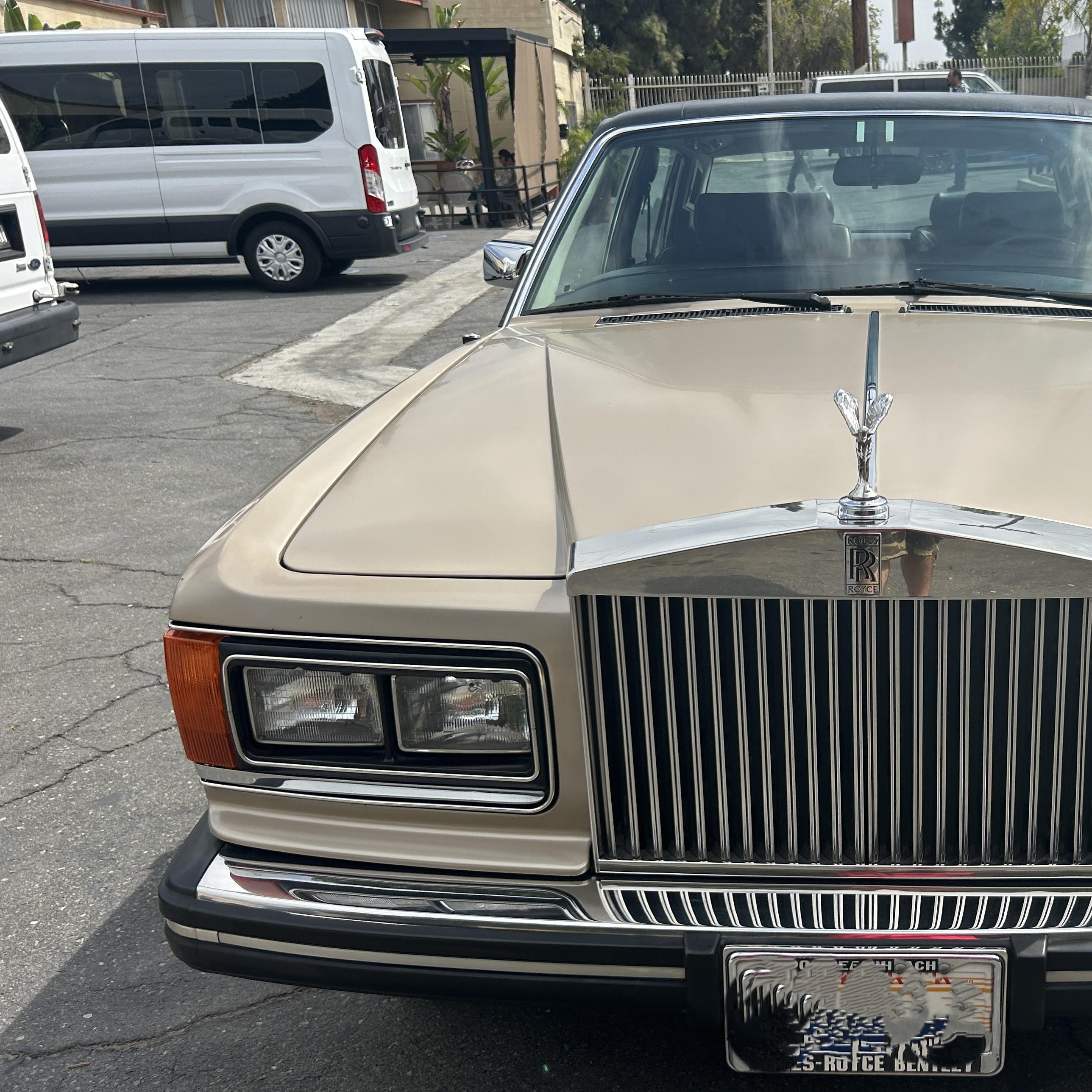 1985 Rolls-royce Silver Spur   Gold vin: SCAZN42A1FCX12165