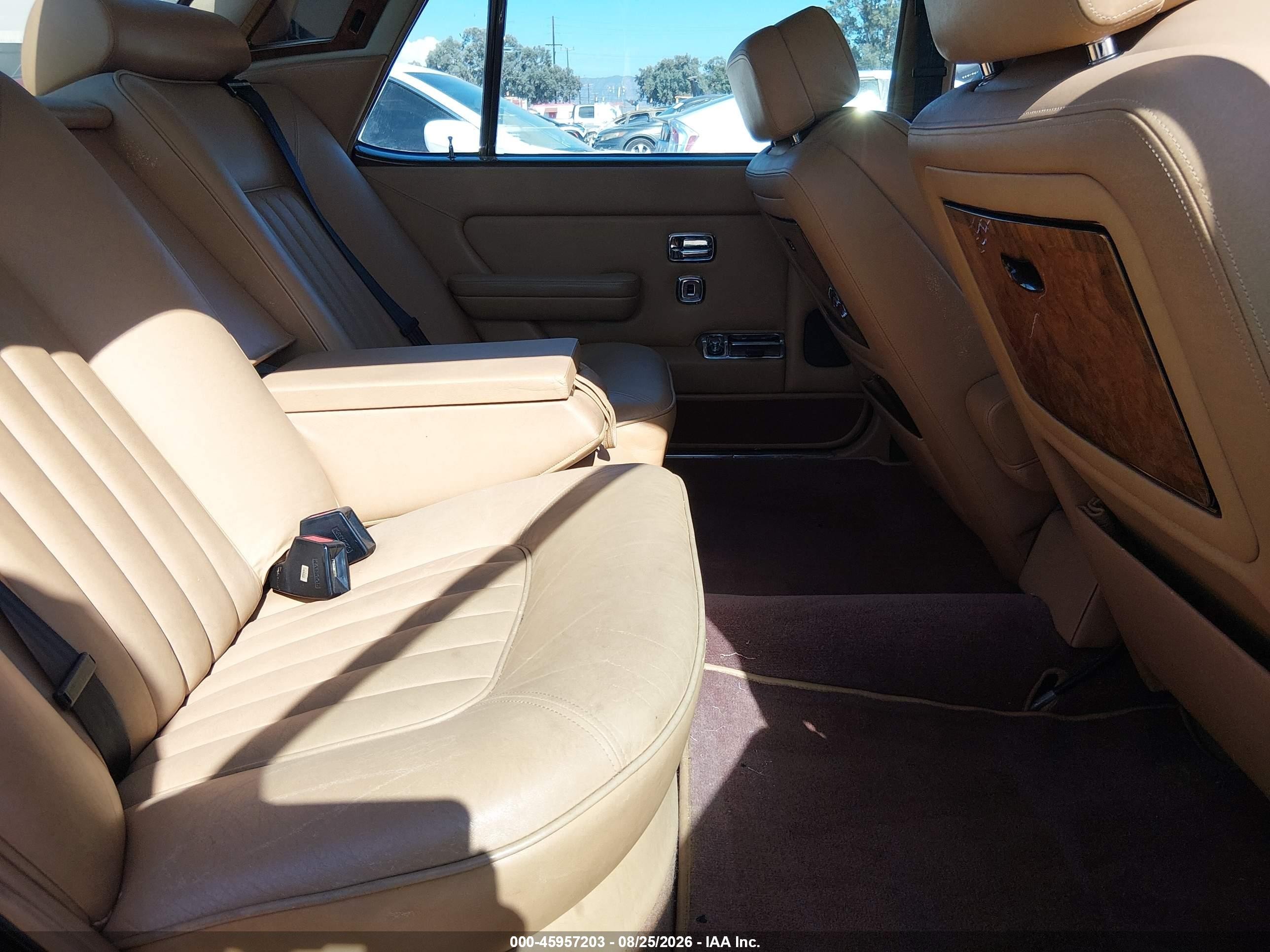 1983 Rolls-royce Silver Spur   Brown vin: SCAZN42AXDCX07446