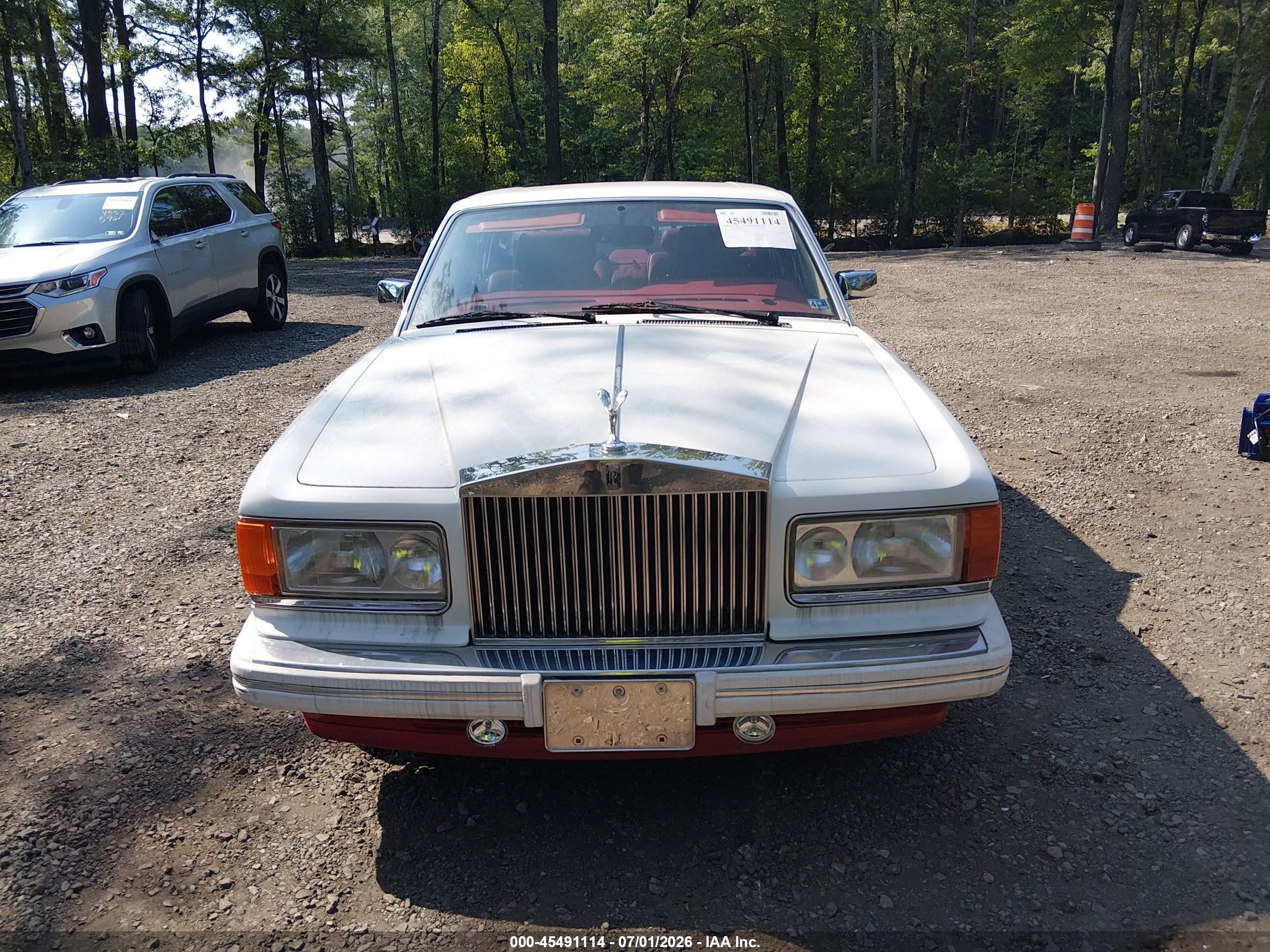 1993 Rolls-royce Silver Spirit   Белый vin: SCAZS02D1PCX46510