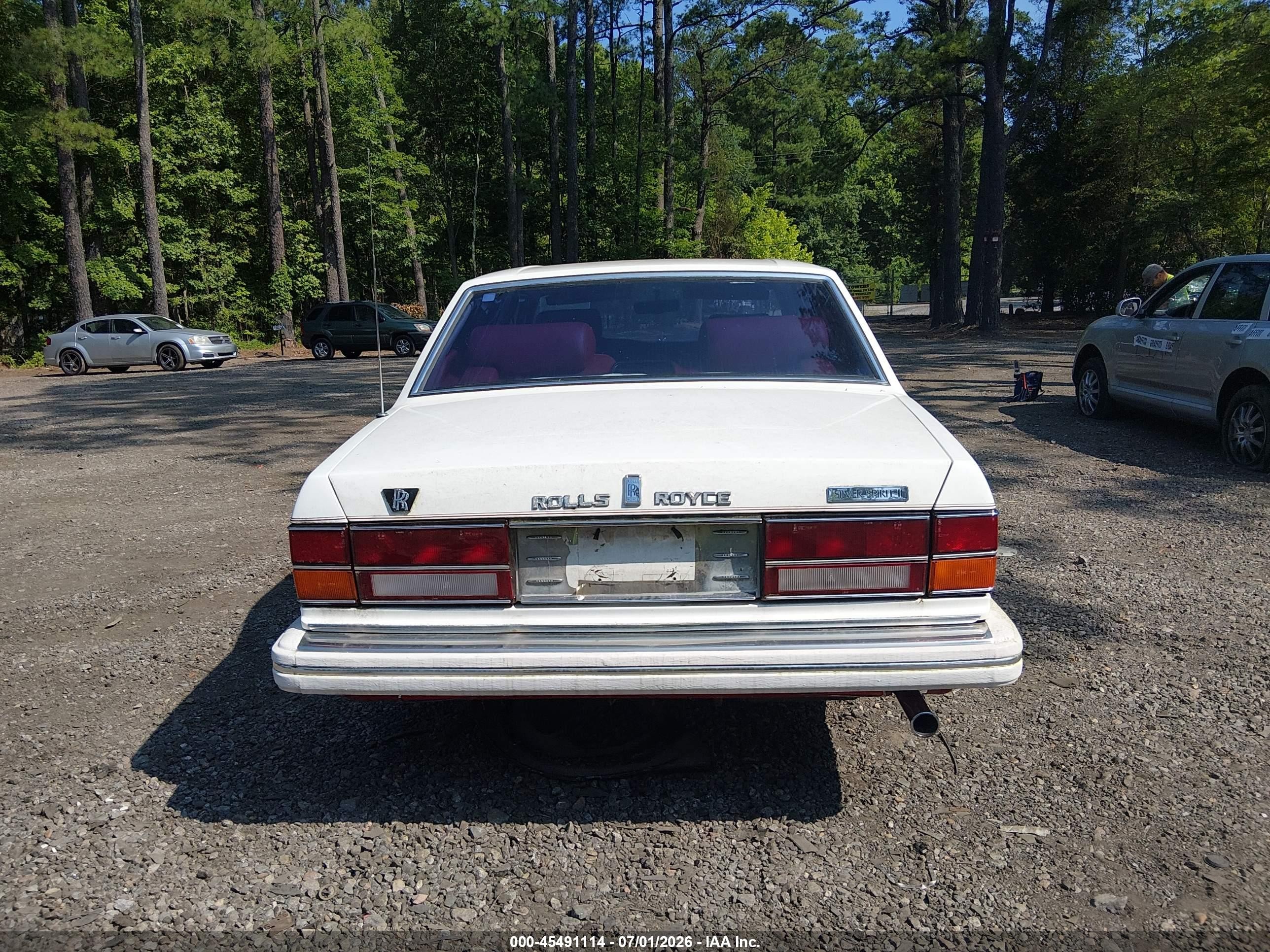 1993 Rolls-royce Silver Spirit   Белый vin: SCAZS02D1PCX46510