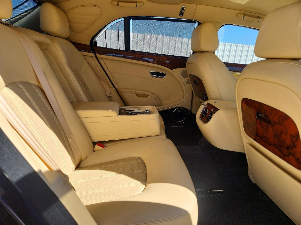 2011 Bentley Mulsanne Blue vin: SCBBB7ZH0BC015266