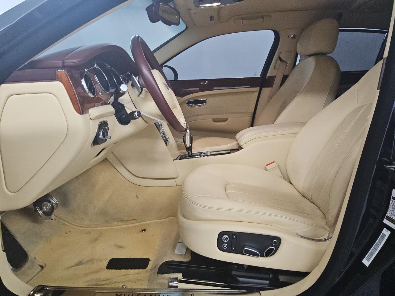2012 Bentley Mulsanne Blue vin: SCBBB7ZH0CC016211 Damage: Radio, Inoperable, Repair Required