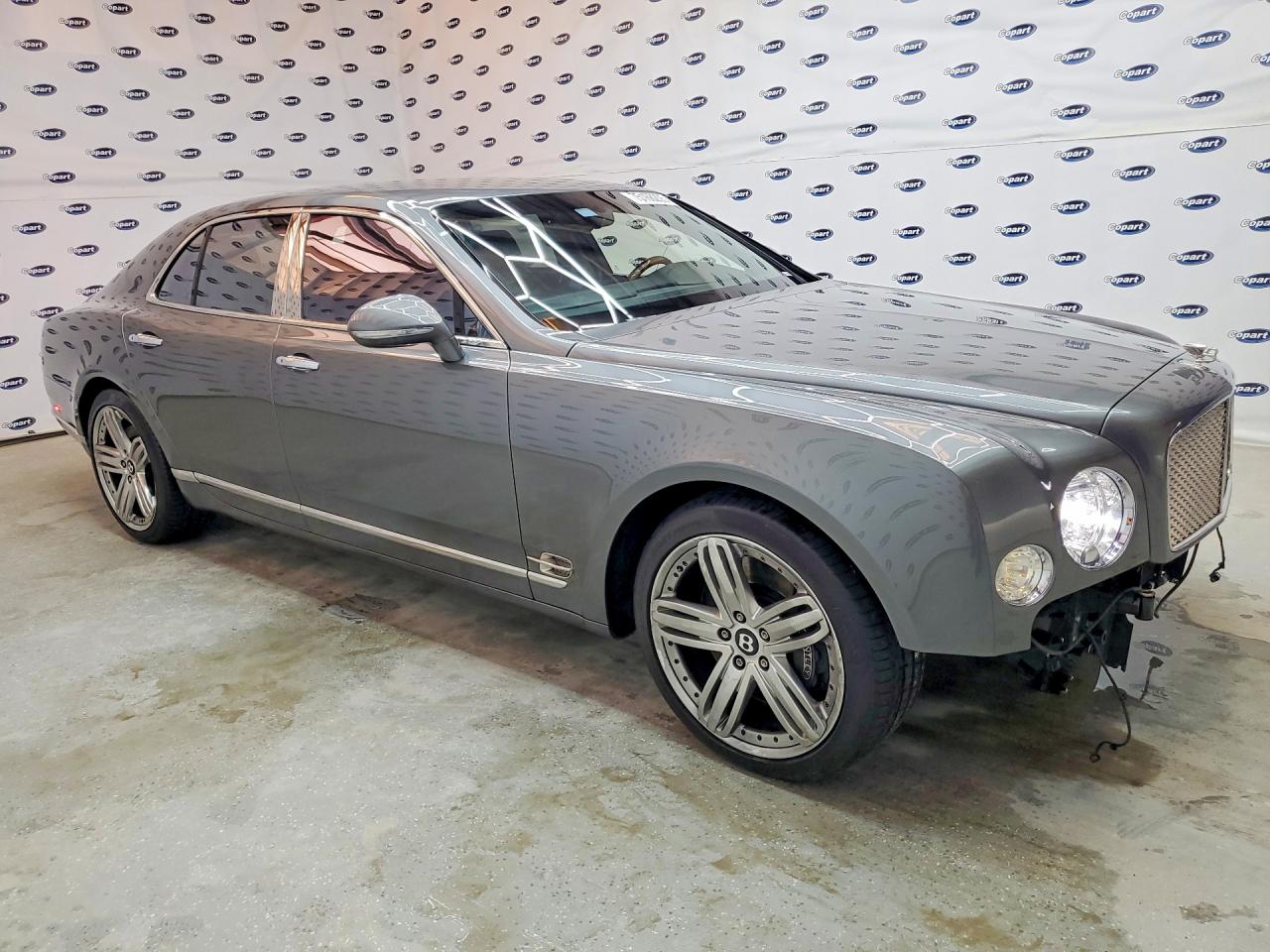 2011 Bentley Mulsanne Gray vin: SCBBB7ZH8BC016150