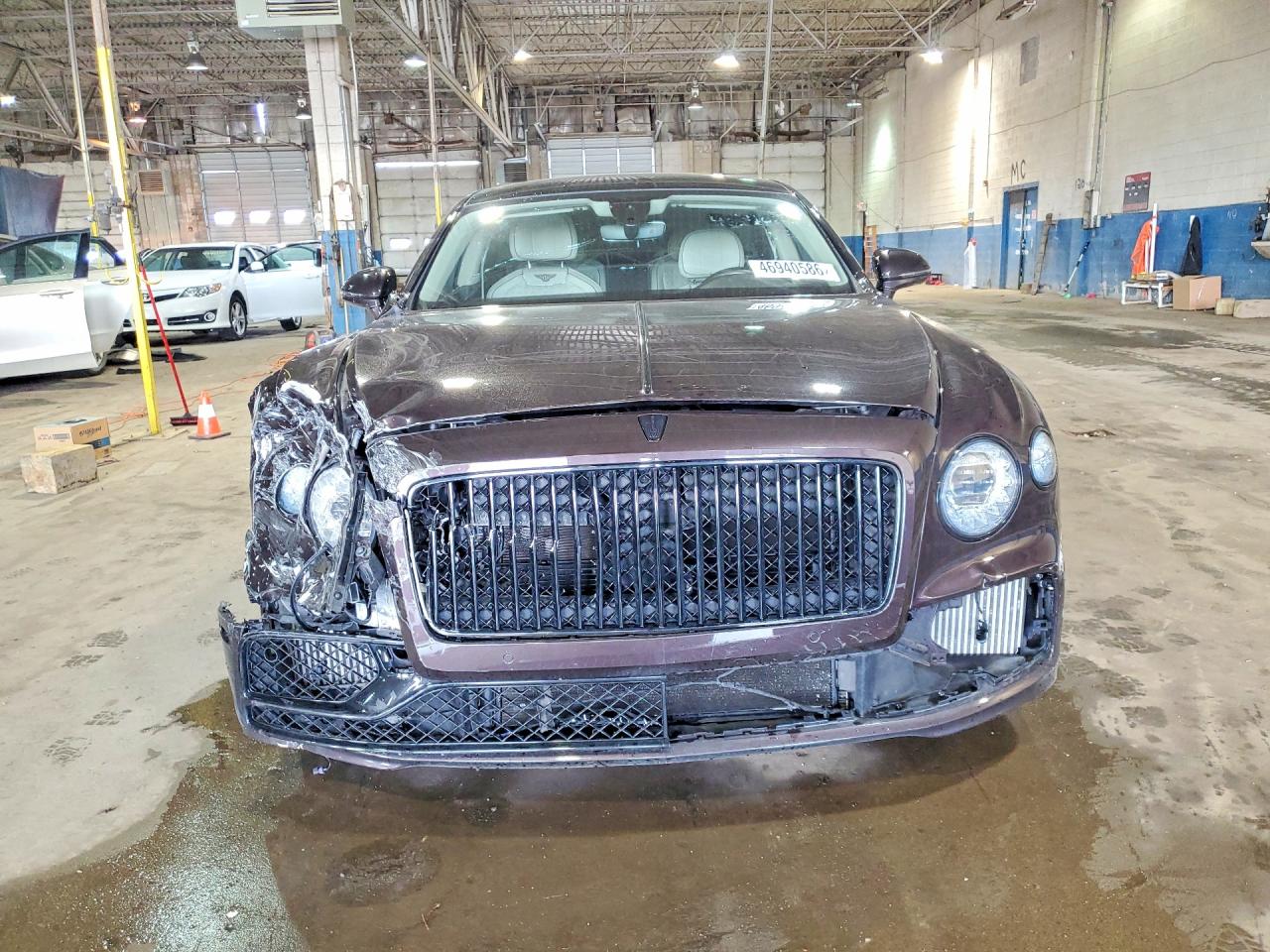 2022 Bentley Flying Spur Коричневый vin: SCBBG6ZG8NC091762