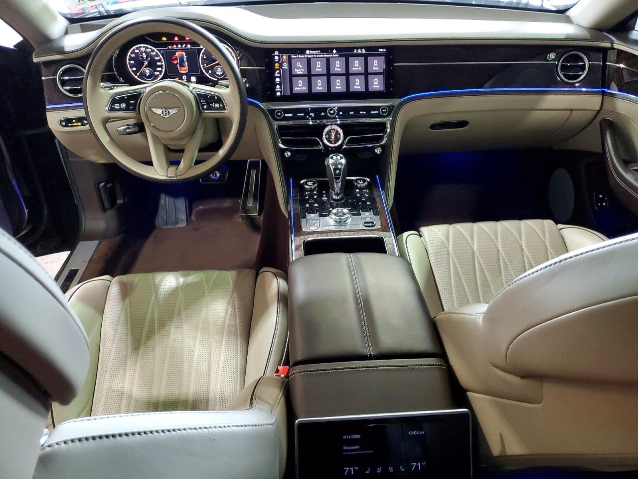 2022 Bentley Flying Spur Коричневый vin: SCBBG6ZG8NC091762