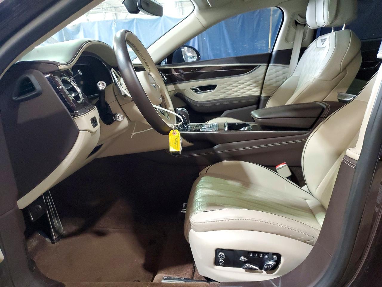 2022 Bentley Flying Spur Коричневый vin: SCBBG6ZG8NC091762