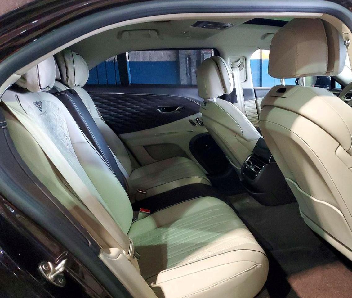2022 Bentley Flying Spur Коричневый vin: SCBBG6ZG8NC091762