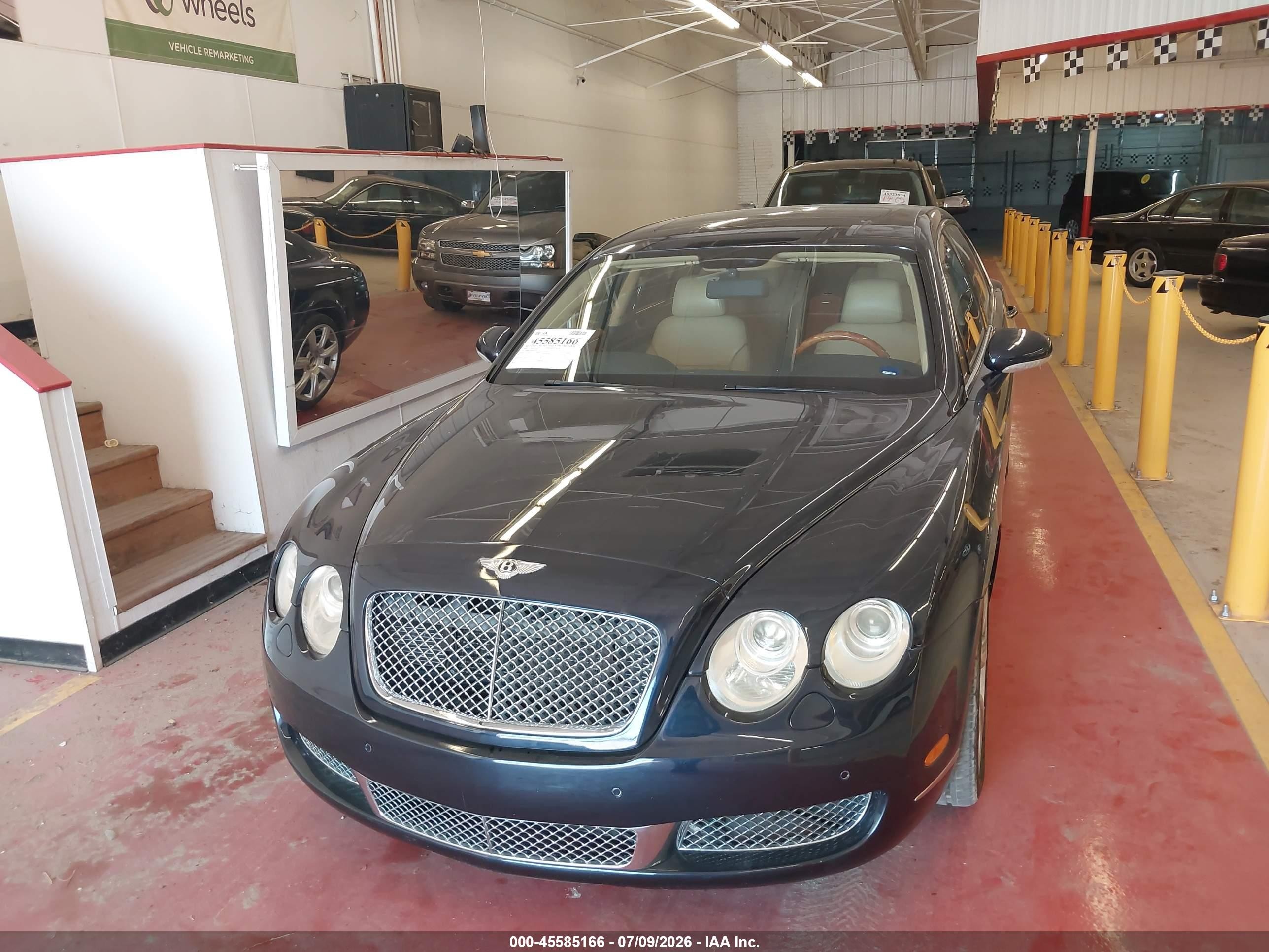 2006 Bentley Continental Flying Spur   Синий vin: SCBBR53W36C039591