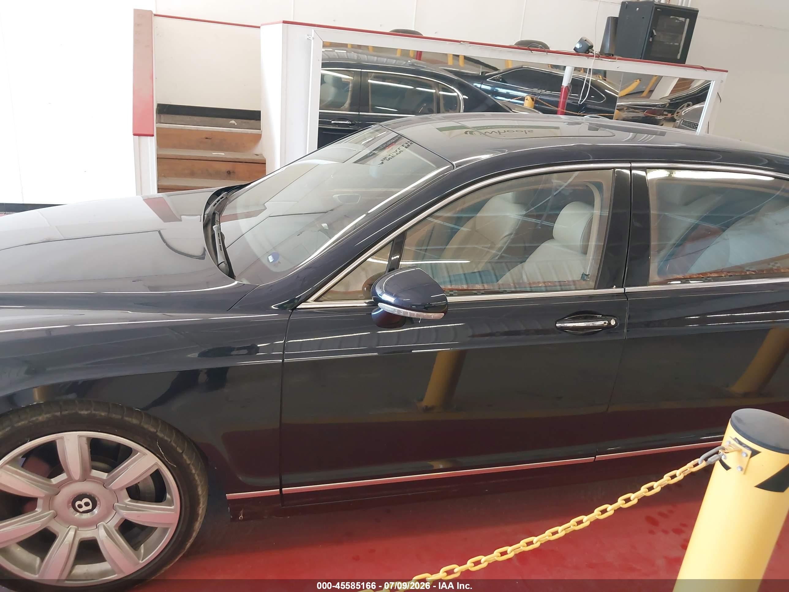 2006 Bentley Continental Flying Spur   Синий vin: SCBBR53W36C039591