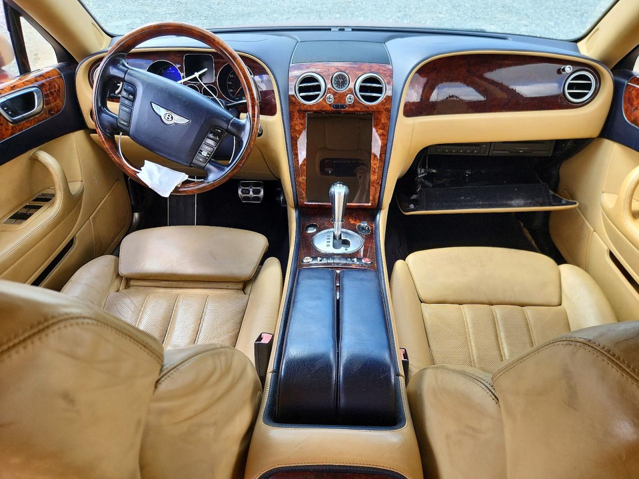 2006 Bentley Continental Flying Spur Two Tone vin: SCBBR53W46C036411