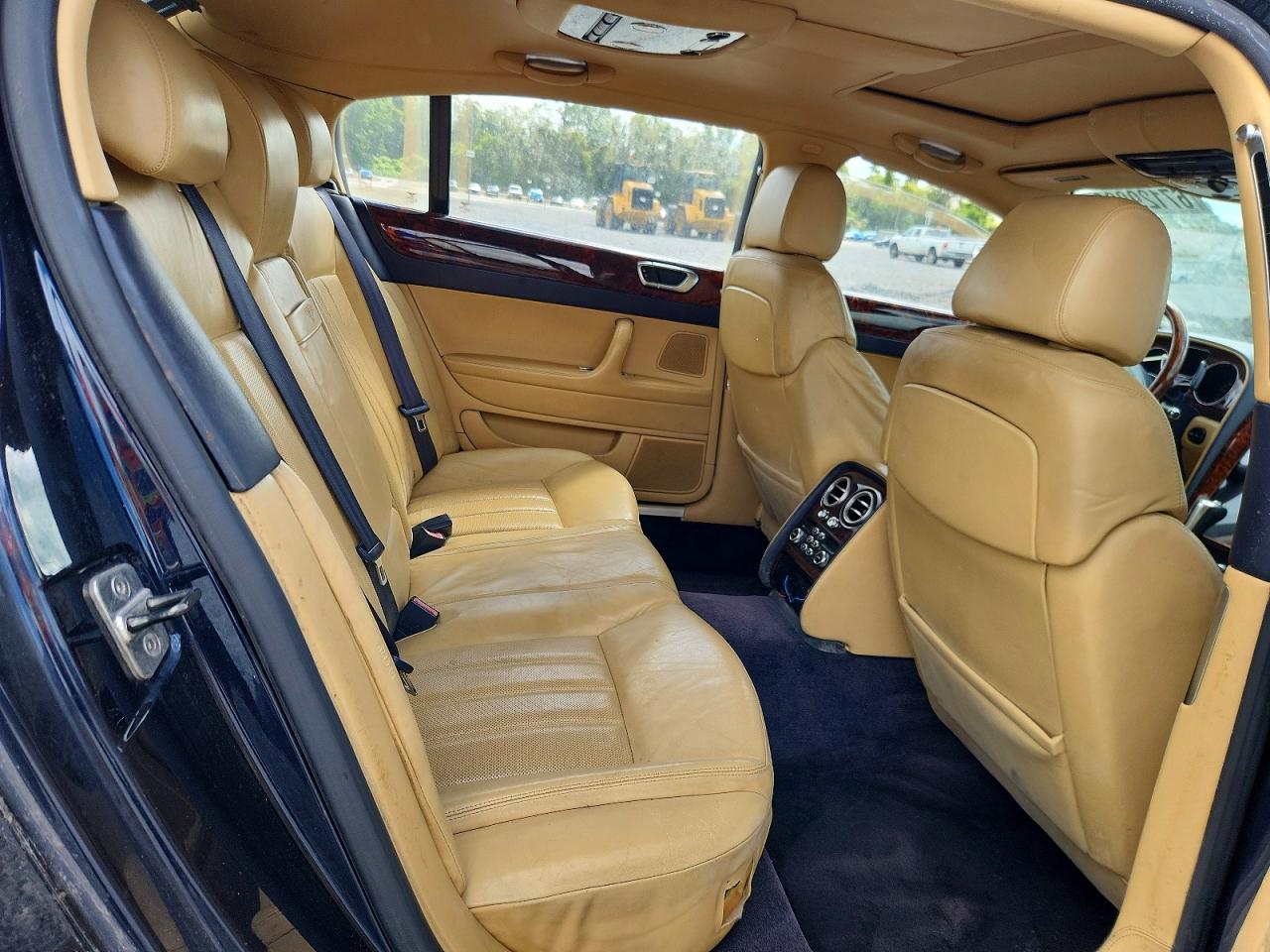 2006 Bentley Continental Flying Spur Two Tone vin: SCBBR53W46C036411