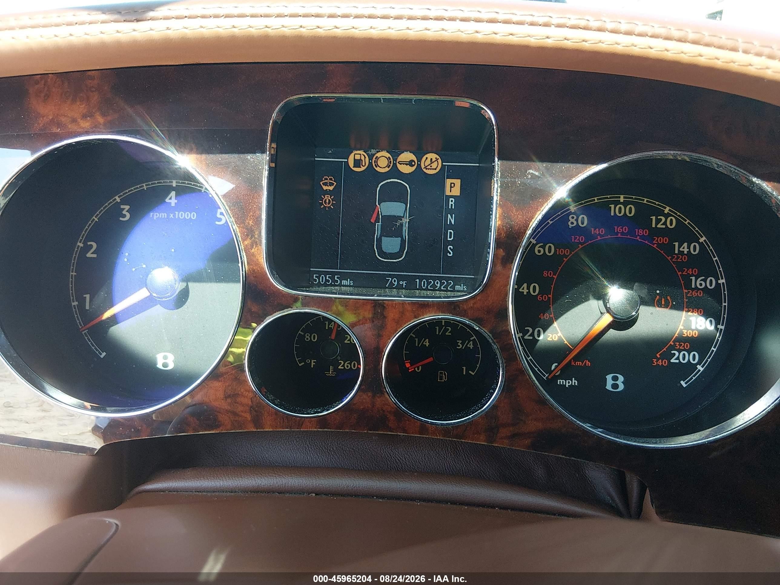 2006 Bentley Continental Flying Spur Burgundy vin: SCBBR53W56C036370