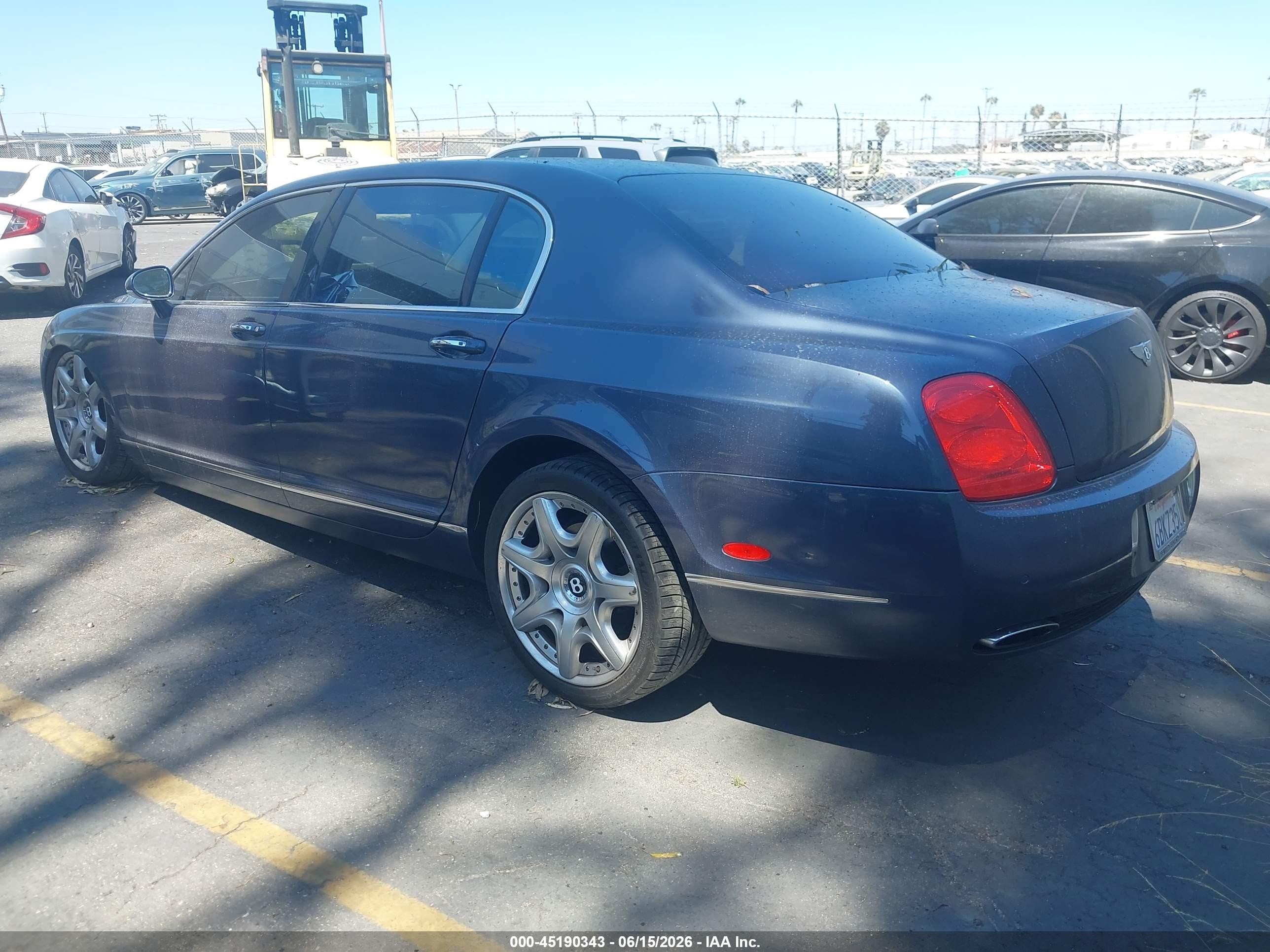 2007 Bentley Continental Flying Spur   Gray vin: SCBBR93W07C047785