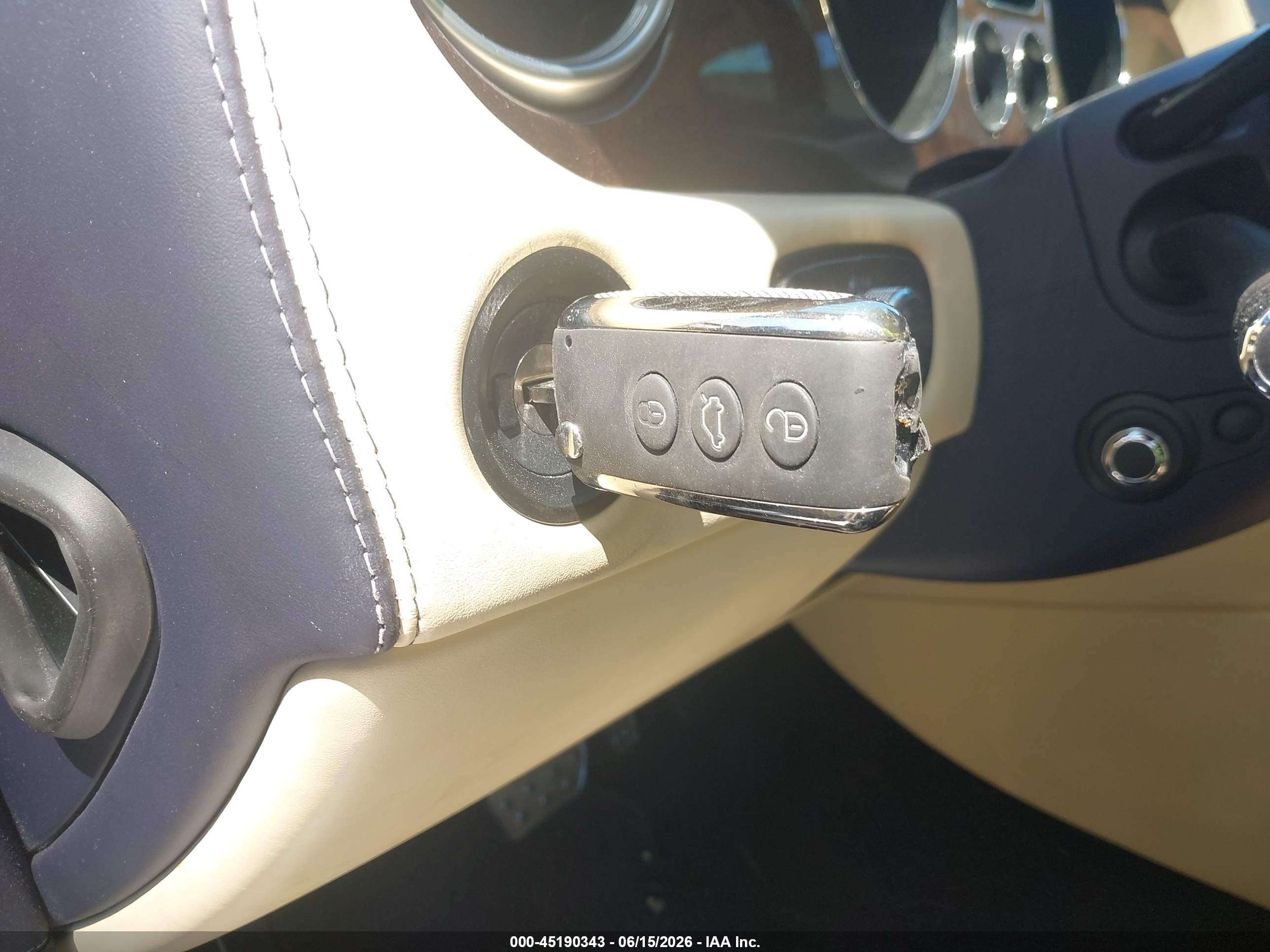 2007 Bentley Continental Flying Spur   Gray vin: SCBBR93W07C047785