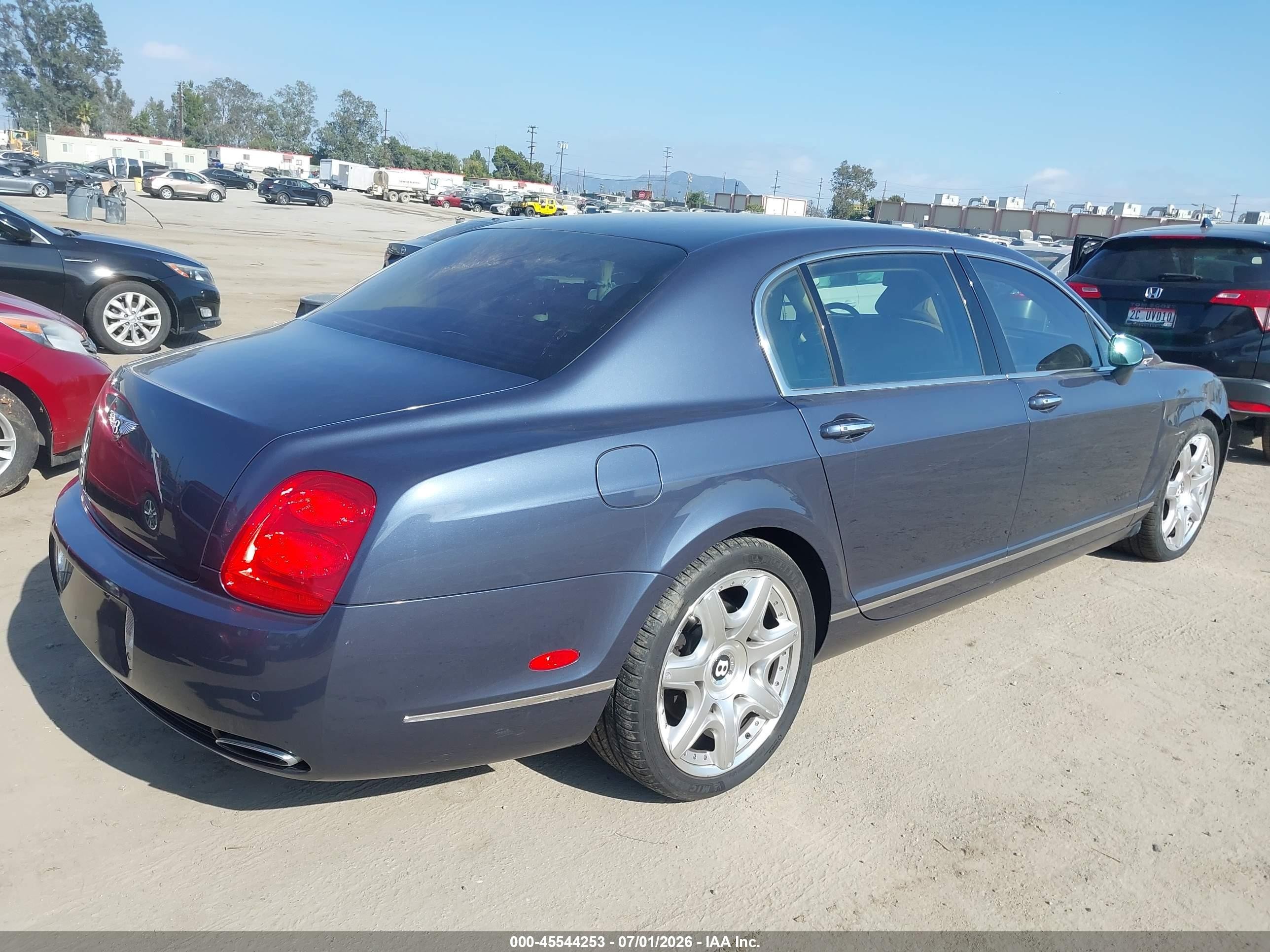 2007 Bentley Continental Flying Spur   Синий vin: SCBBR93W07C047785