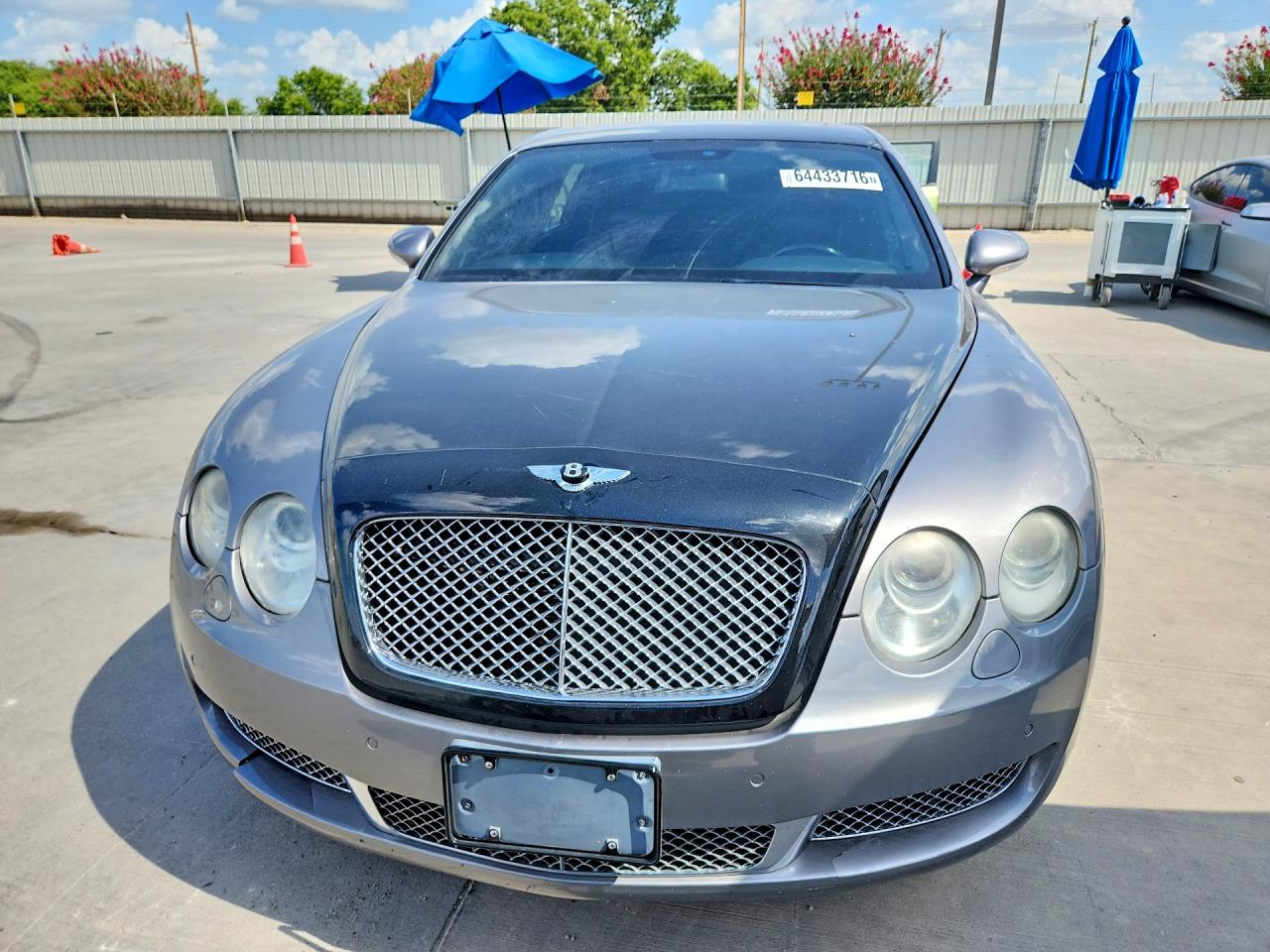 2007 Bentley Continental Flying Spur Two Tone vin: SCBBR93W07C049097