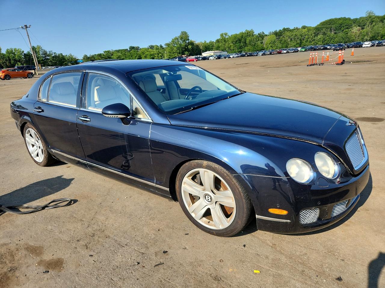 2009 Bentley Continental Flying Spur Синий vin: SCBBR93W59C060518