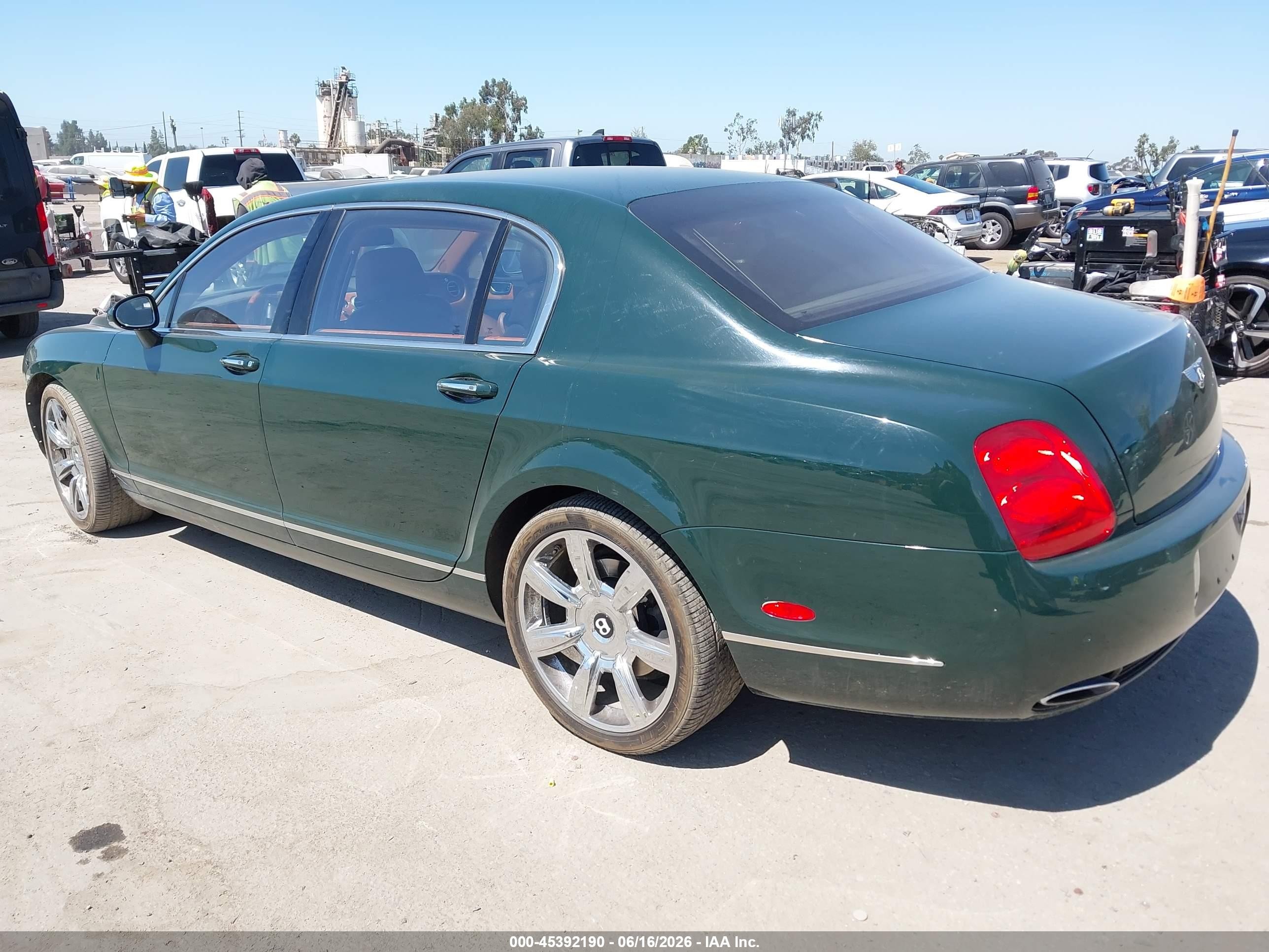 2007 Bentley Continental Flying Spur   Green vin: SCBBR93W87C041006