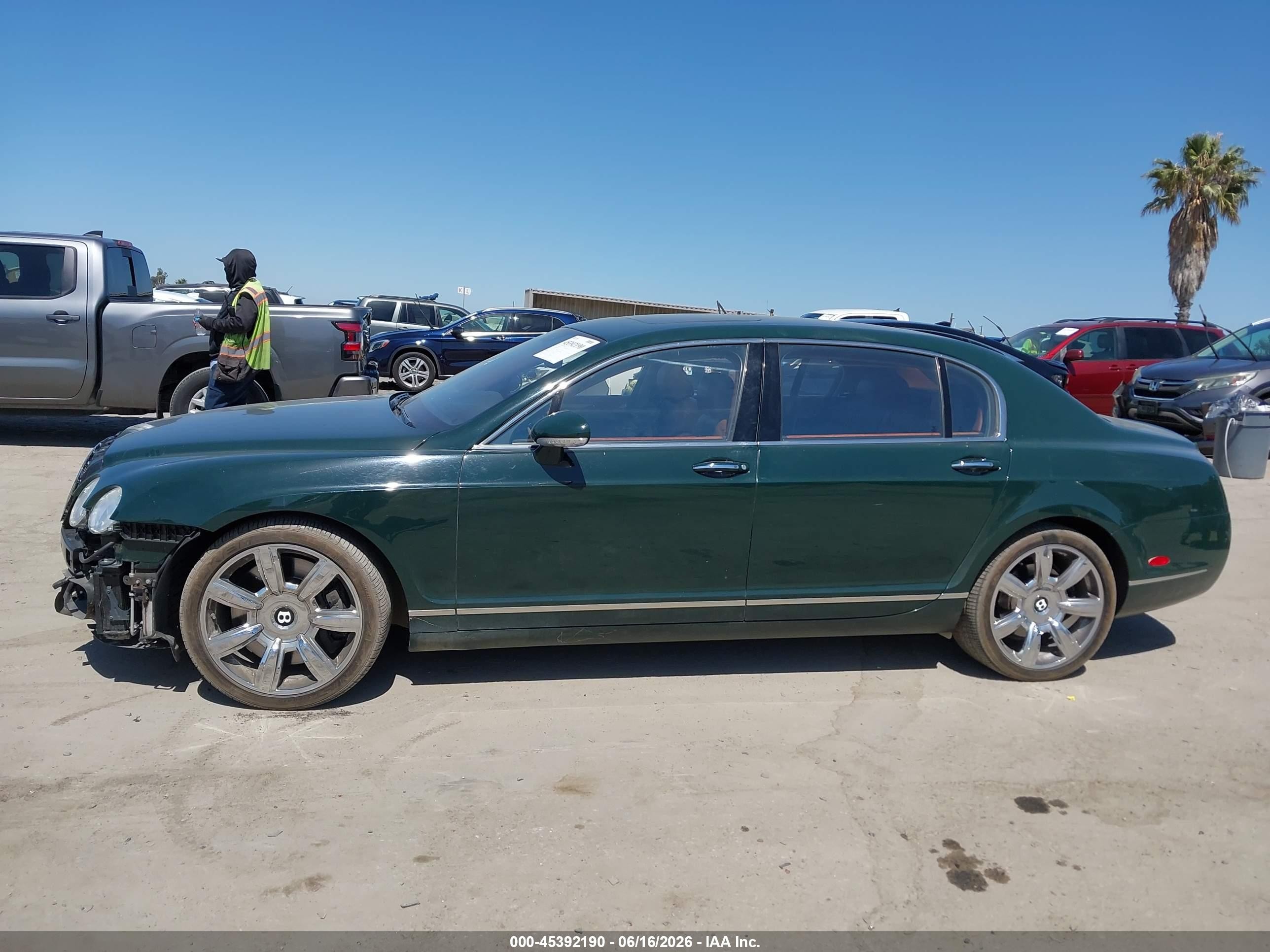 2007 Bentley Continental Flying Spur   Green vin: SCBBR93W87C041006