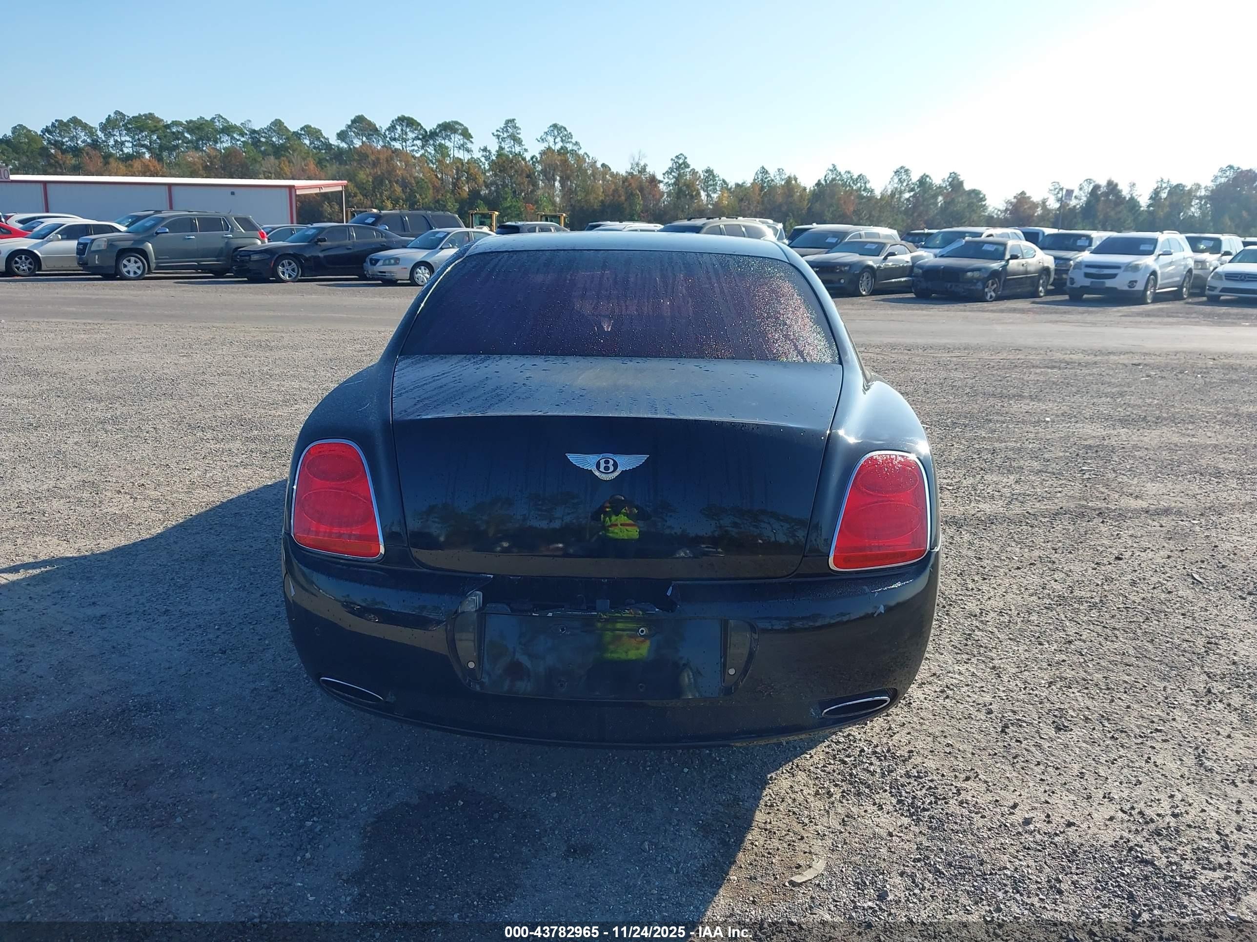 2010 Bentley Continental Flying Spur   Black vin: SCBBR9ZAXAC063088